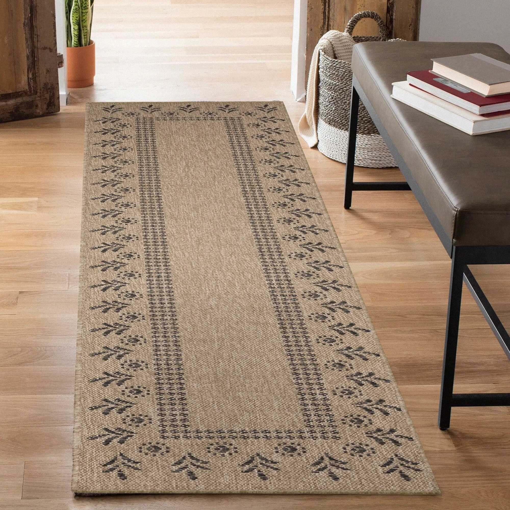 Liora Manne Sahara Block Print Border Indoor/Outdoor Rug