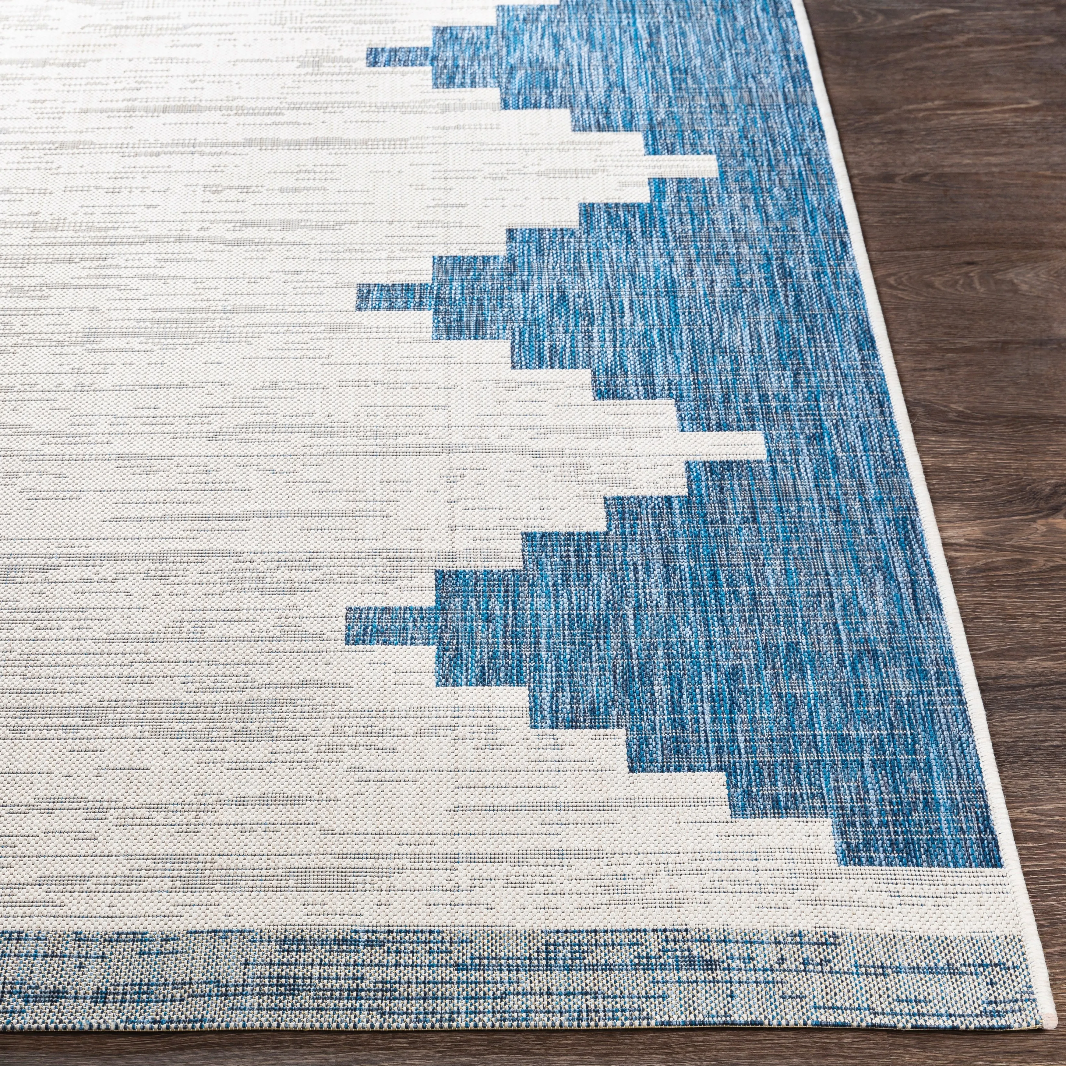 Livabliss Aleida Indoor/Outdoor Modern Area Rug