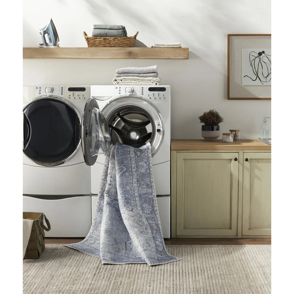 Livabliss Amelie Updated Traditional Medallion Washable Area Rug