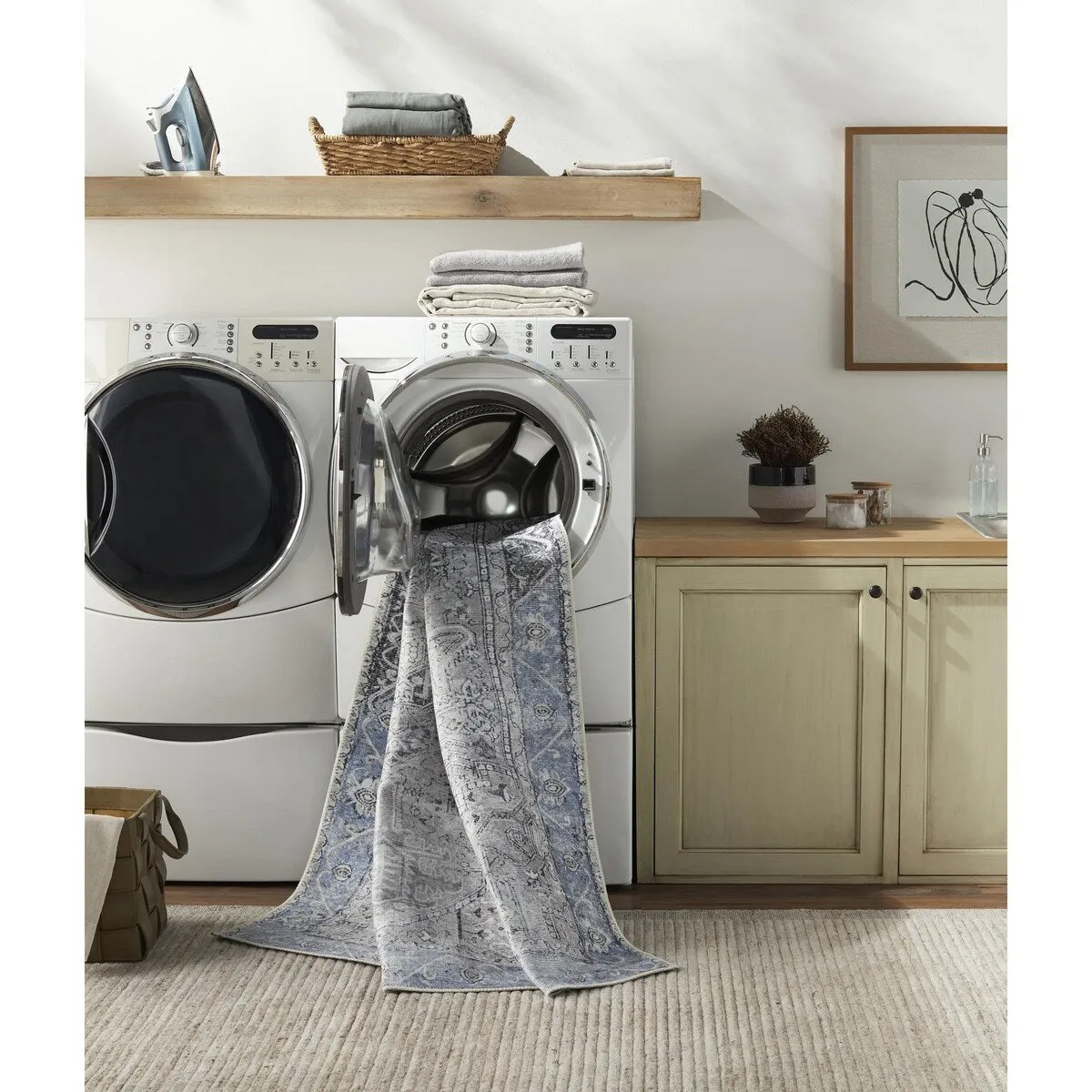 Livabliss Amelie Updated Traditional Medallion Washable Area Rug