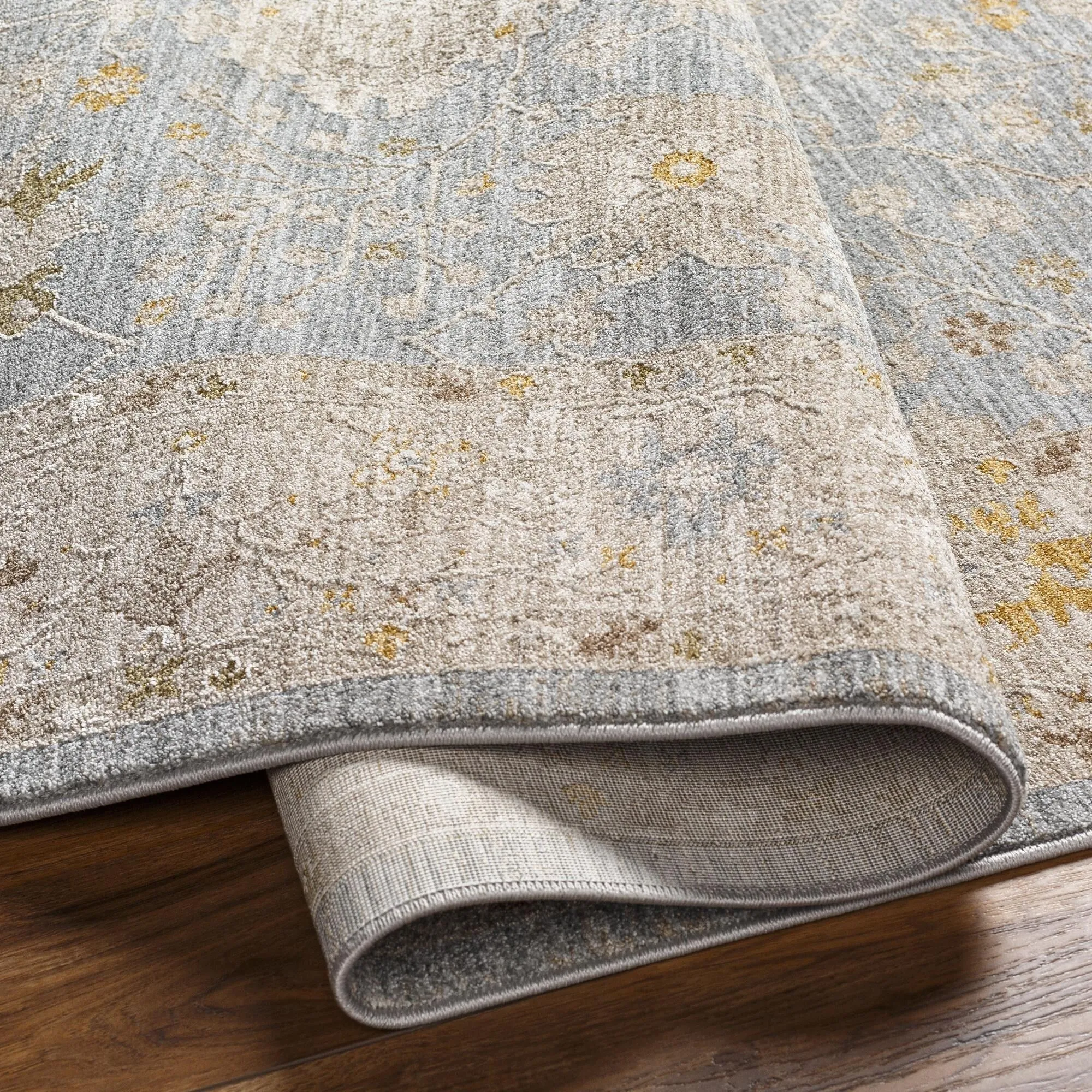 Livabliss Avant Garde Traditional Medallion Area Rug