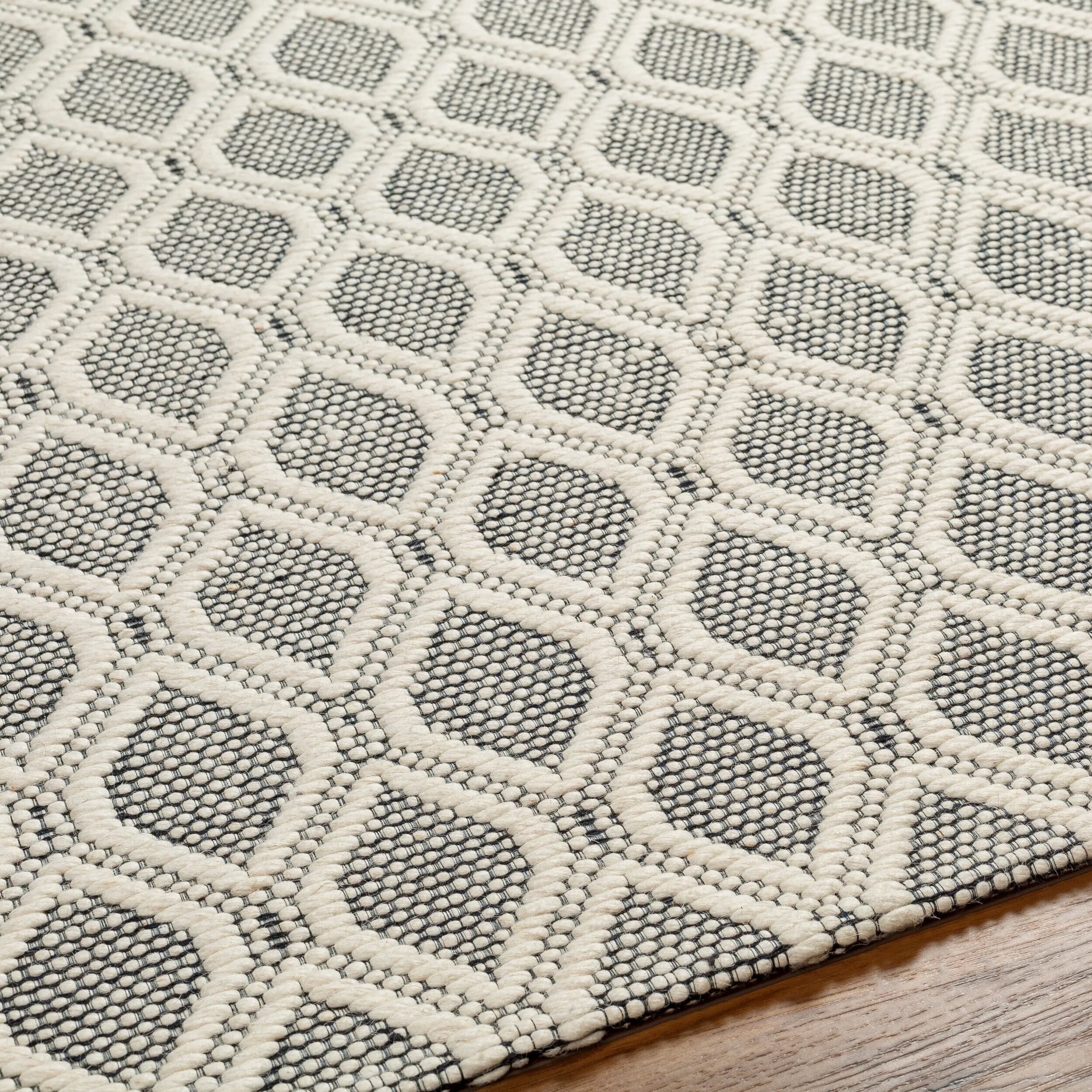 Livabliss Ellin Handmade Farmhouse Trellis Wool Area Rug