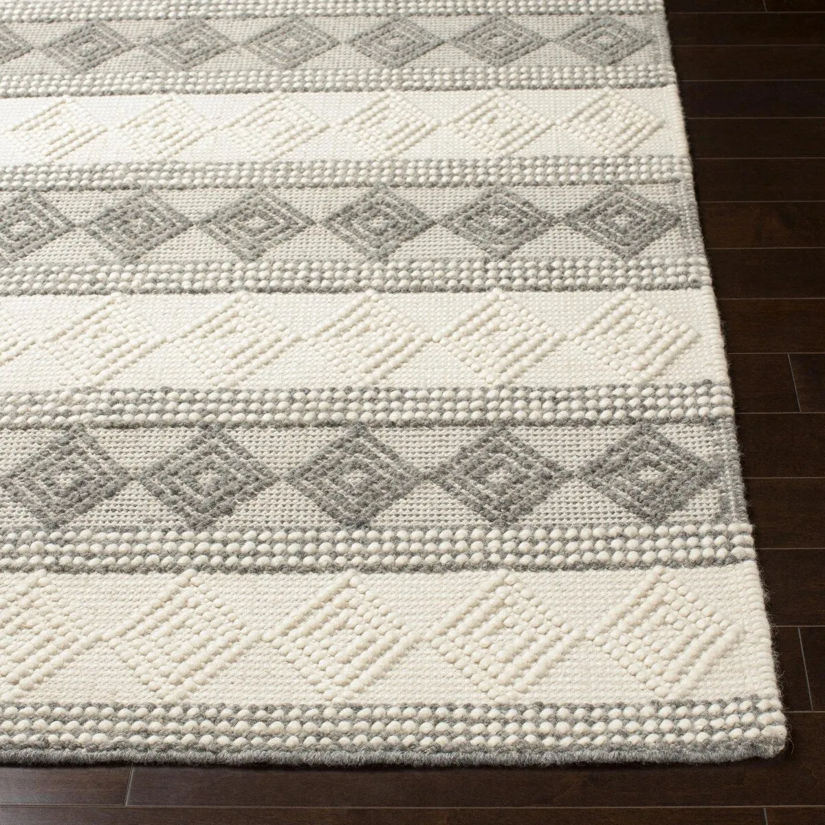 Livabliss Hygge Handmade Modern Rustic Area Rug