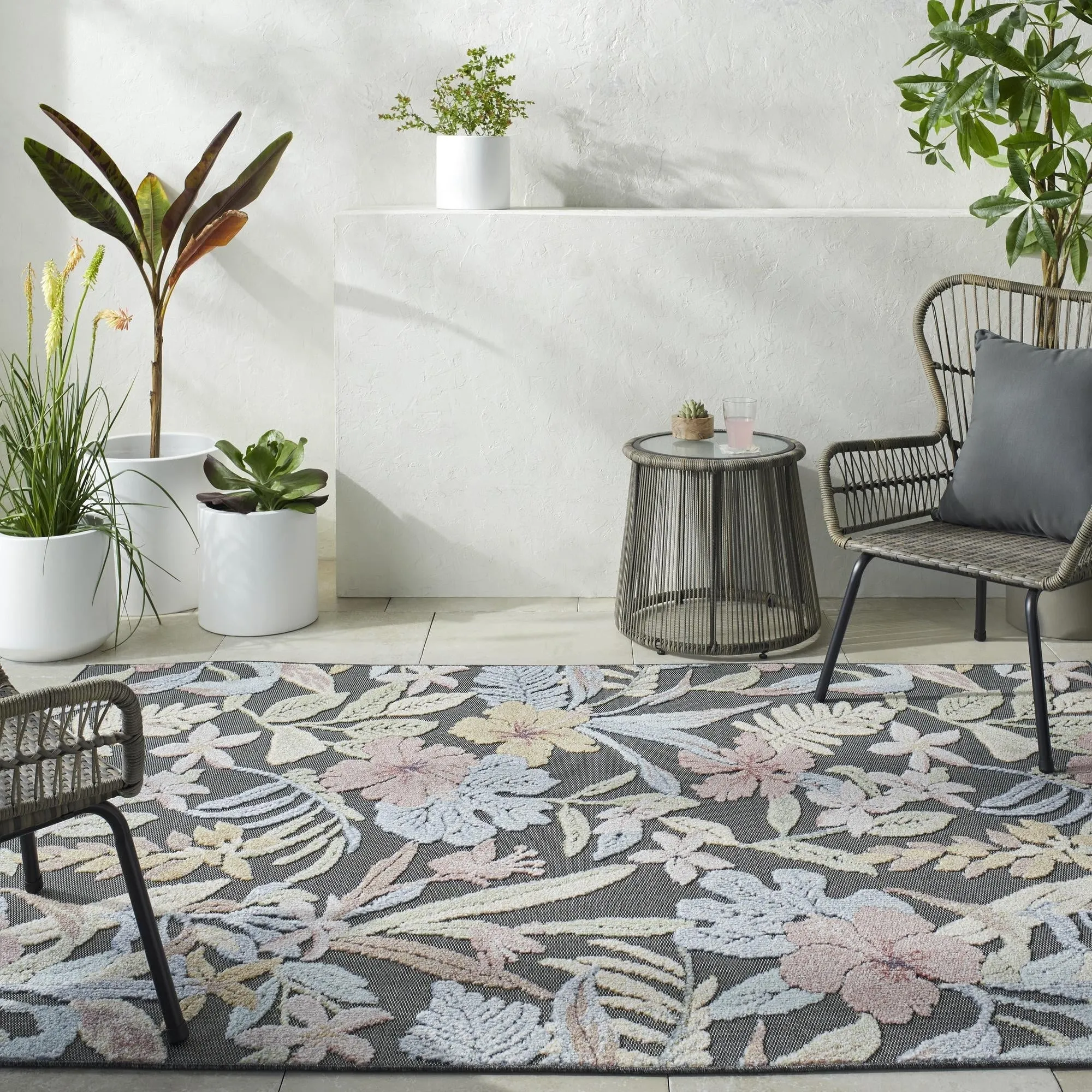 Livabliss Lakeside Coastal Floral and Botanical Area Rug