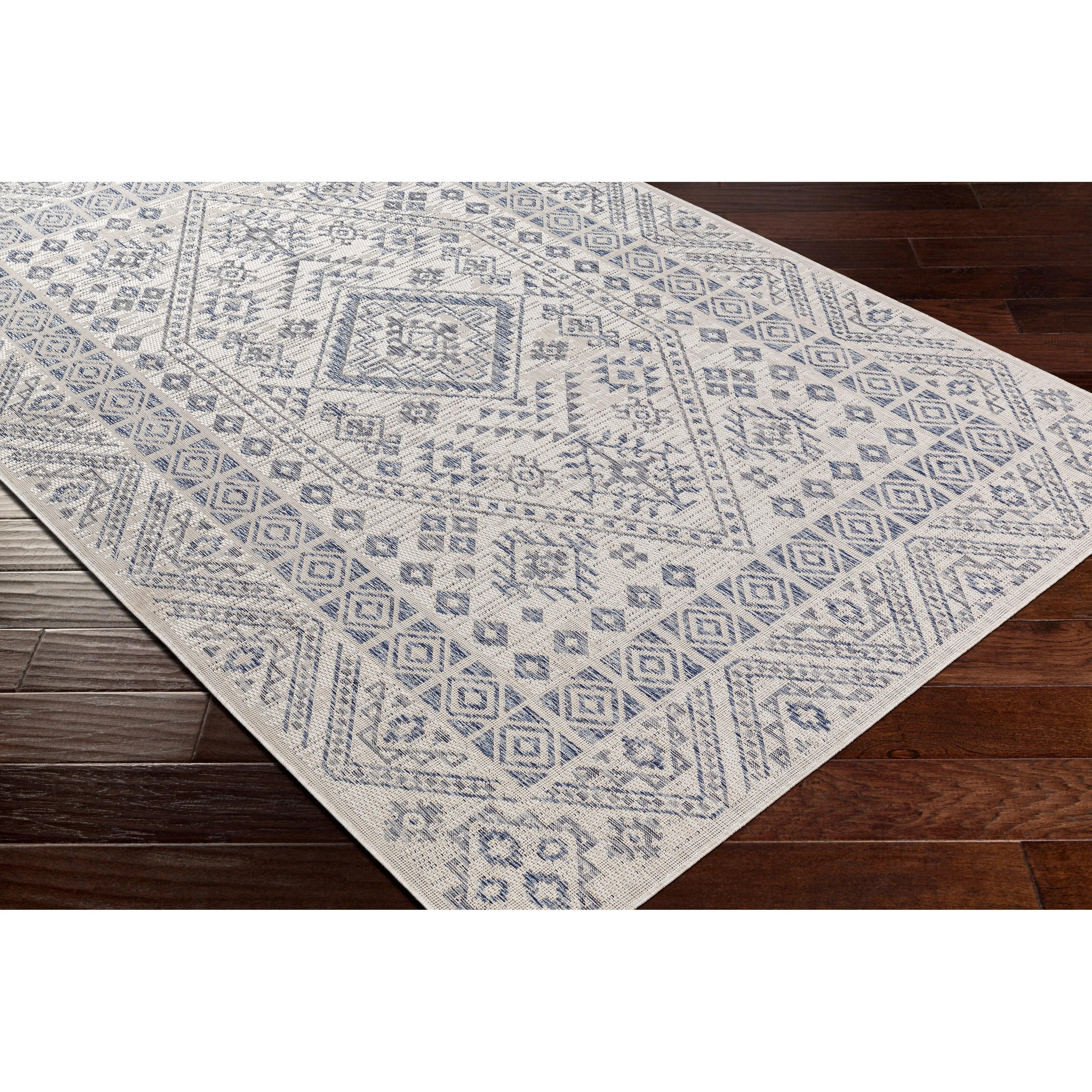 Livabliss Lexi Global Medallion Indoor/ Outdoor Area Rug