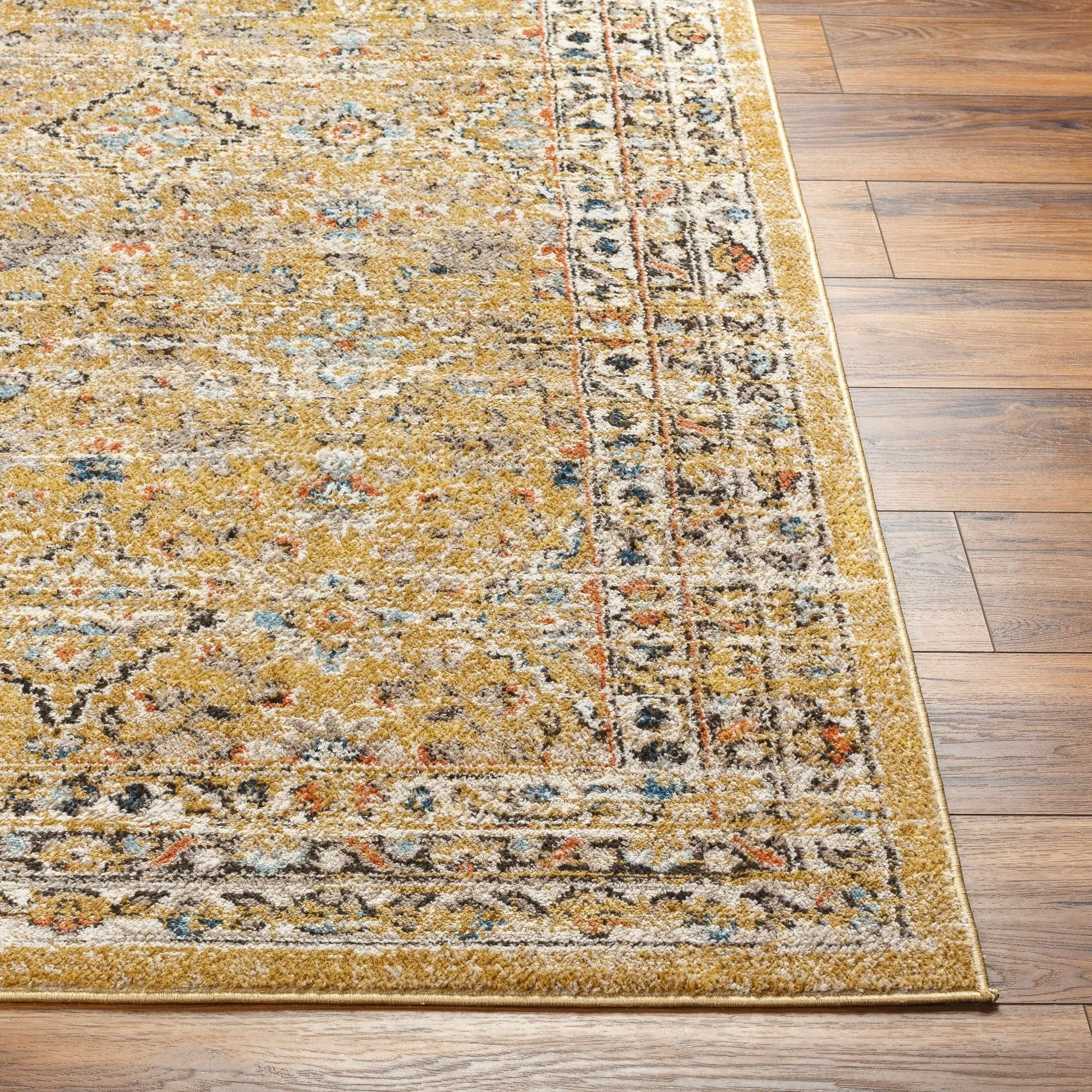 Livabliss Pertek Classic Floral Area Rug