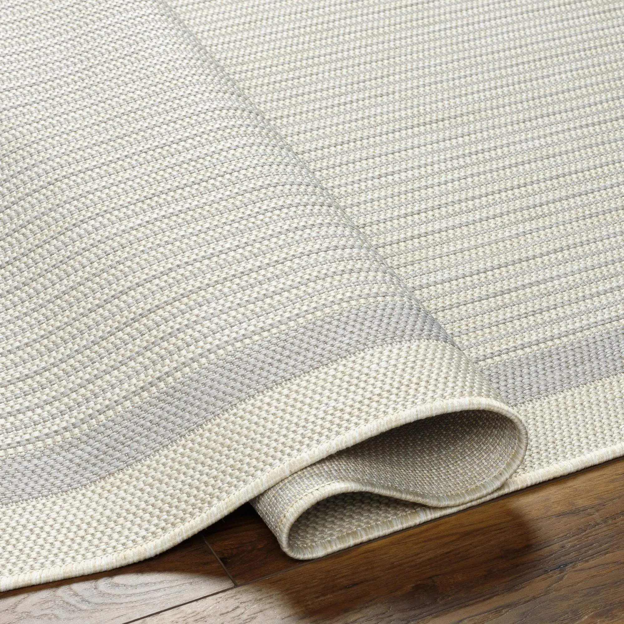 Livabliss Ravello Classic Stripe Indoor/ Outdoor Area Rug
