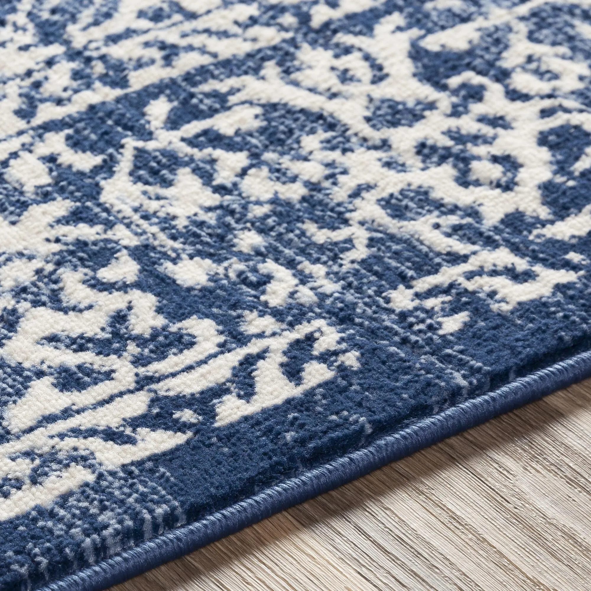 Livabliss Roma Distressed Medallion Area Rug