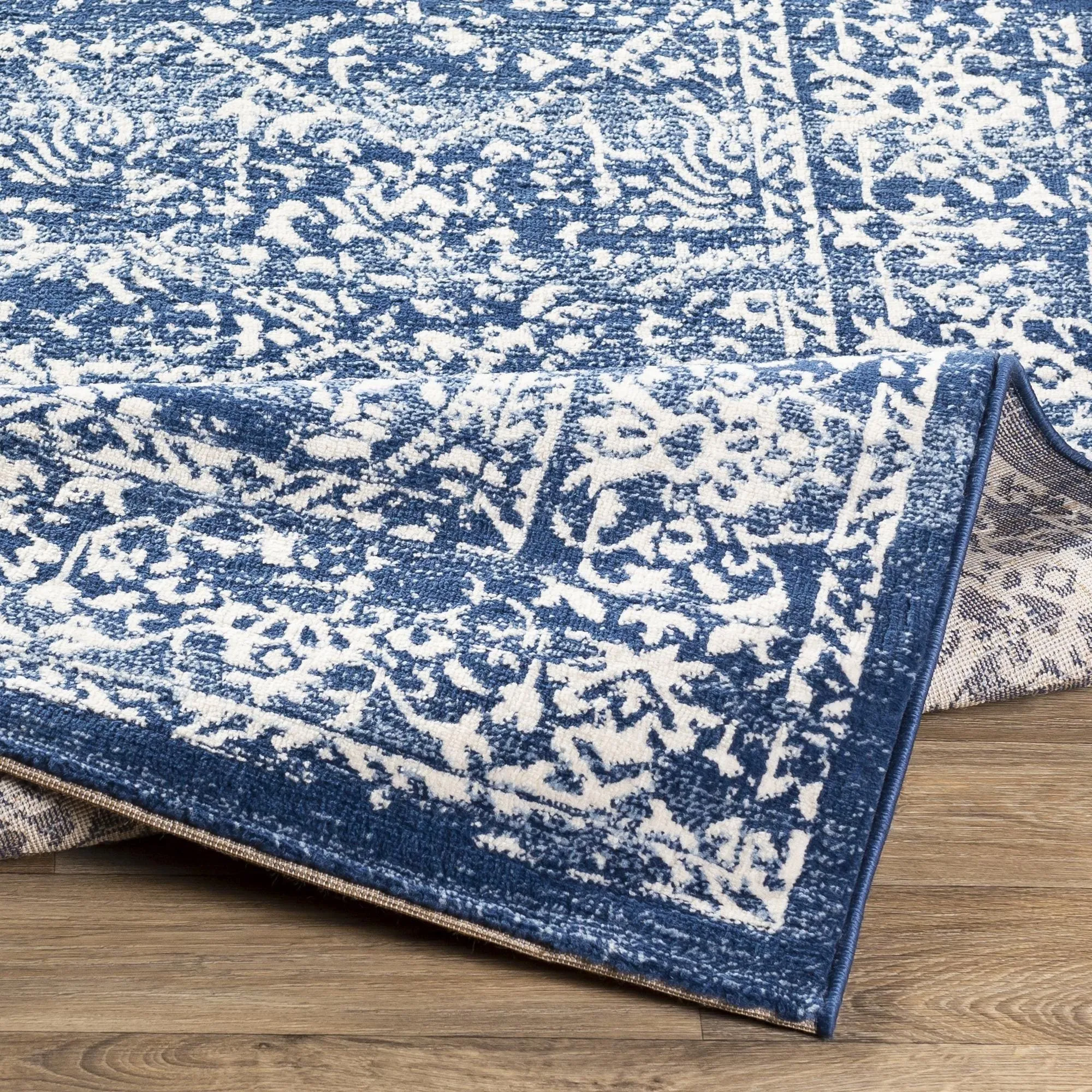 Livabliss Roma Distressed Medallion Area Rug