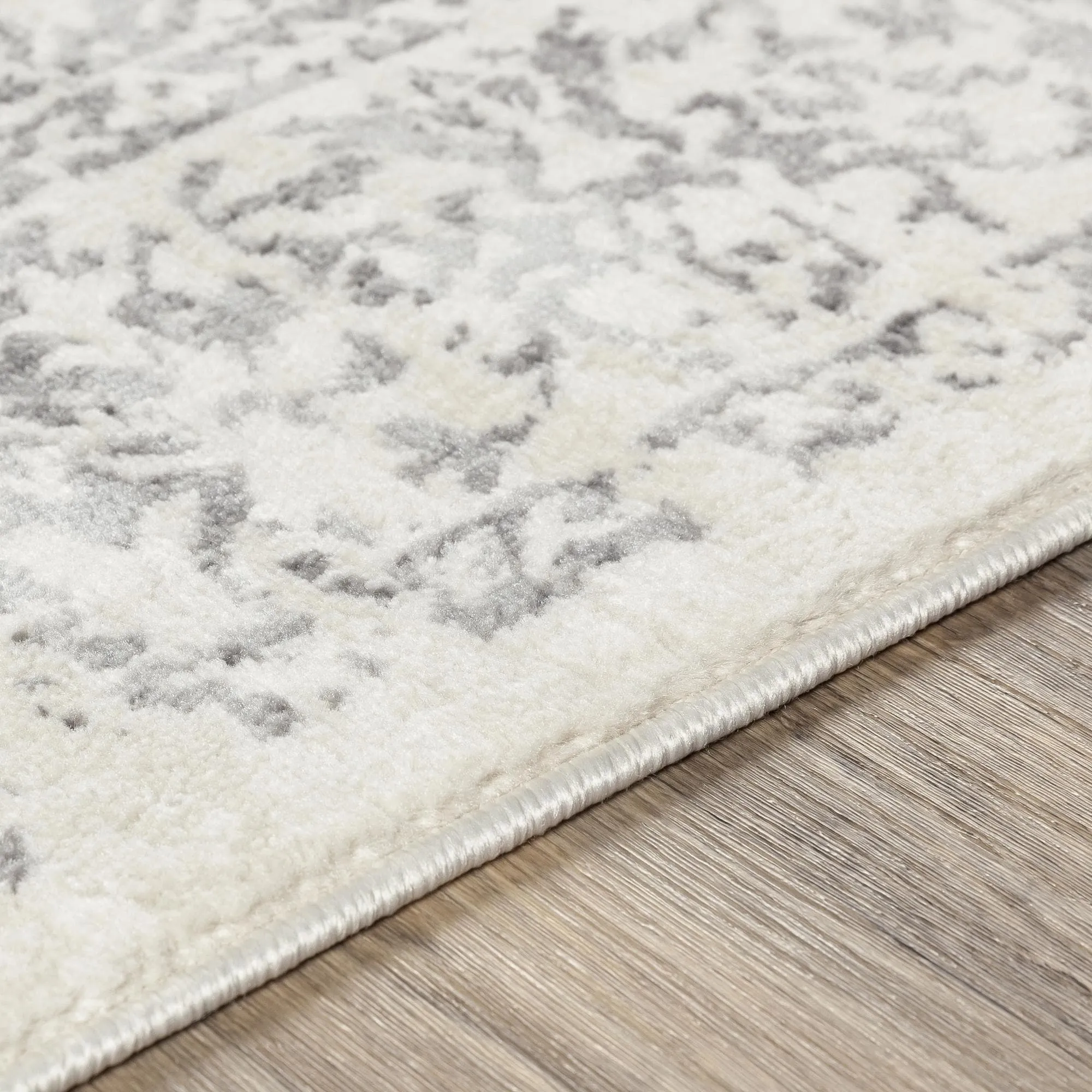 Livabliss Roma Distressed Medallion Area Rug