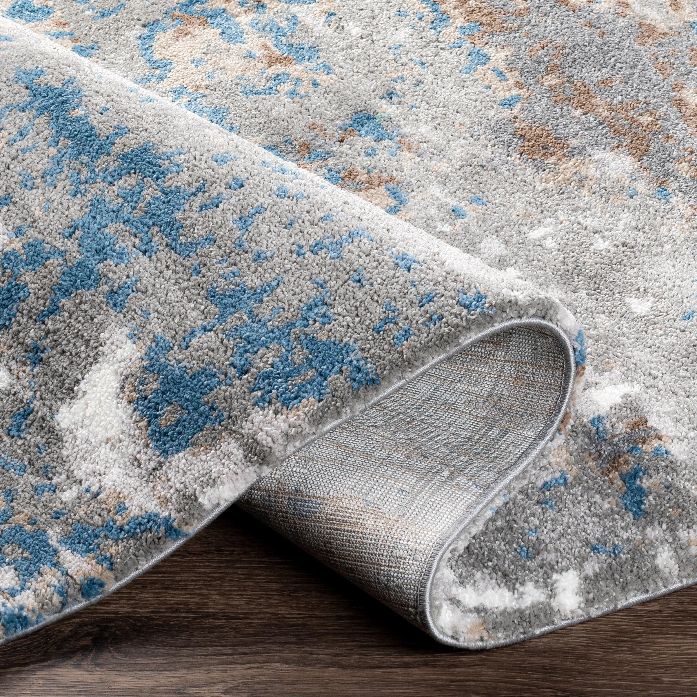 Livabliss Sloanne Plush Modern Area Rug