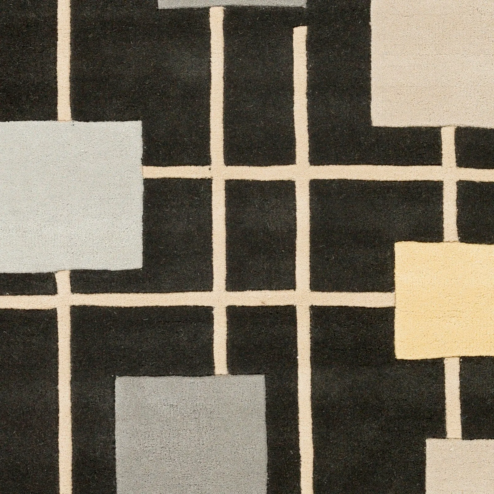 Livabliss Soderkoping Hand Tufted Wool Area Rug