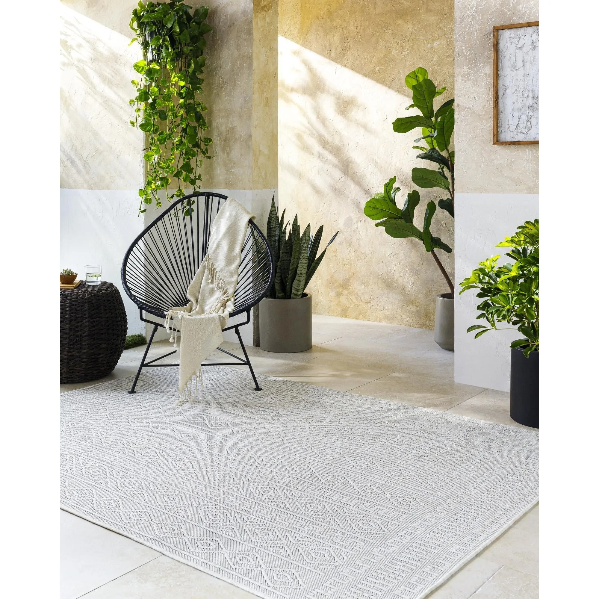Livabliss Terrace Transitional Moroccan Area Rug