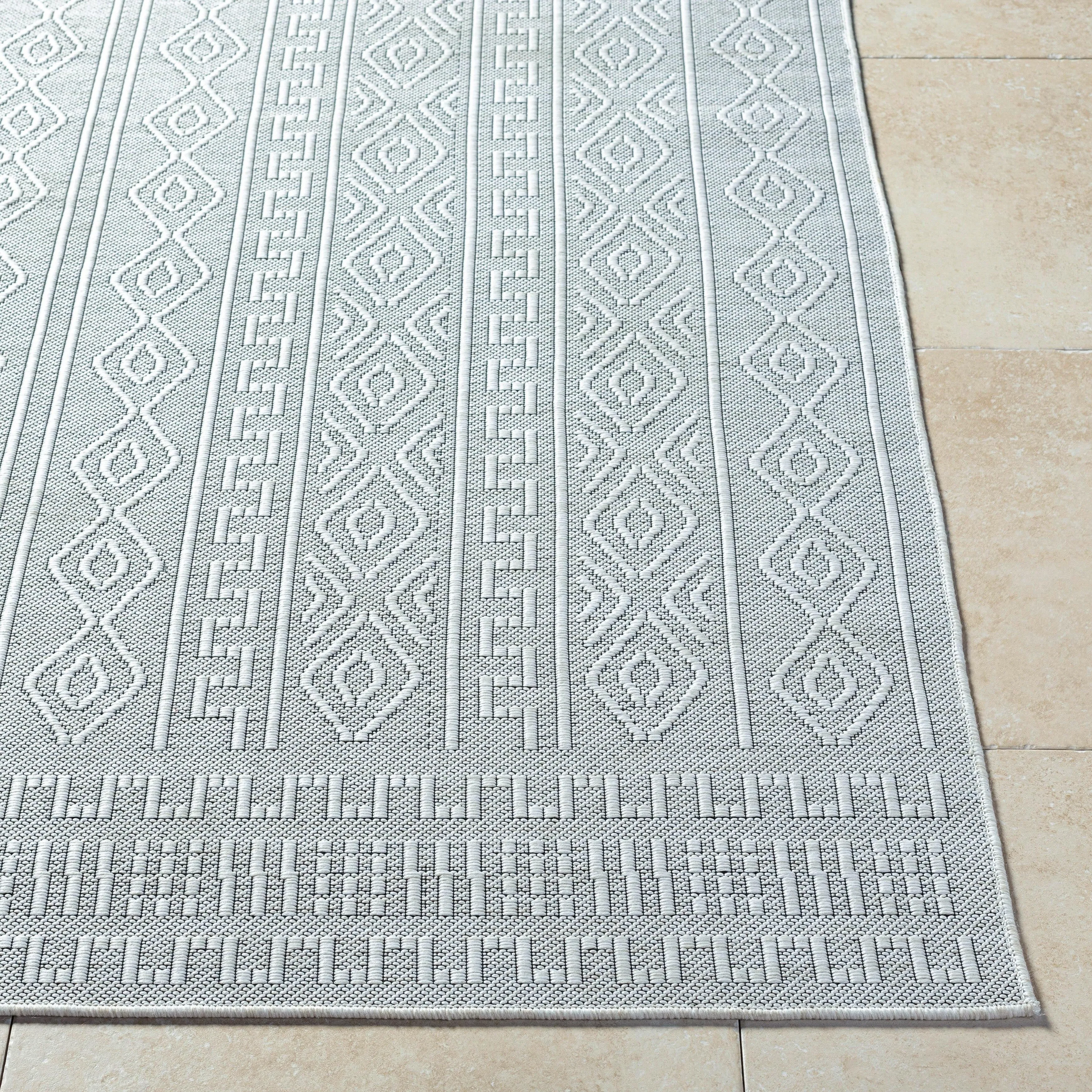 Livabliss Terrace Transitional Moroccan Area Rug