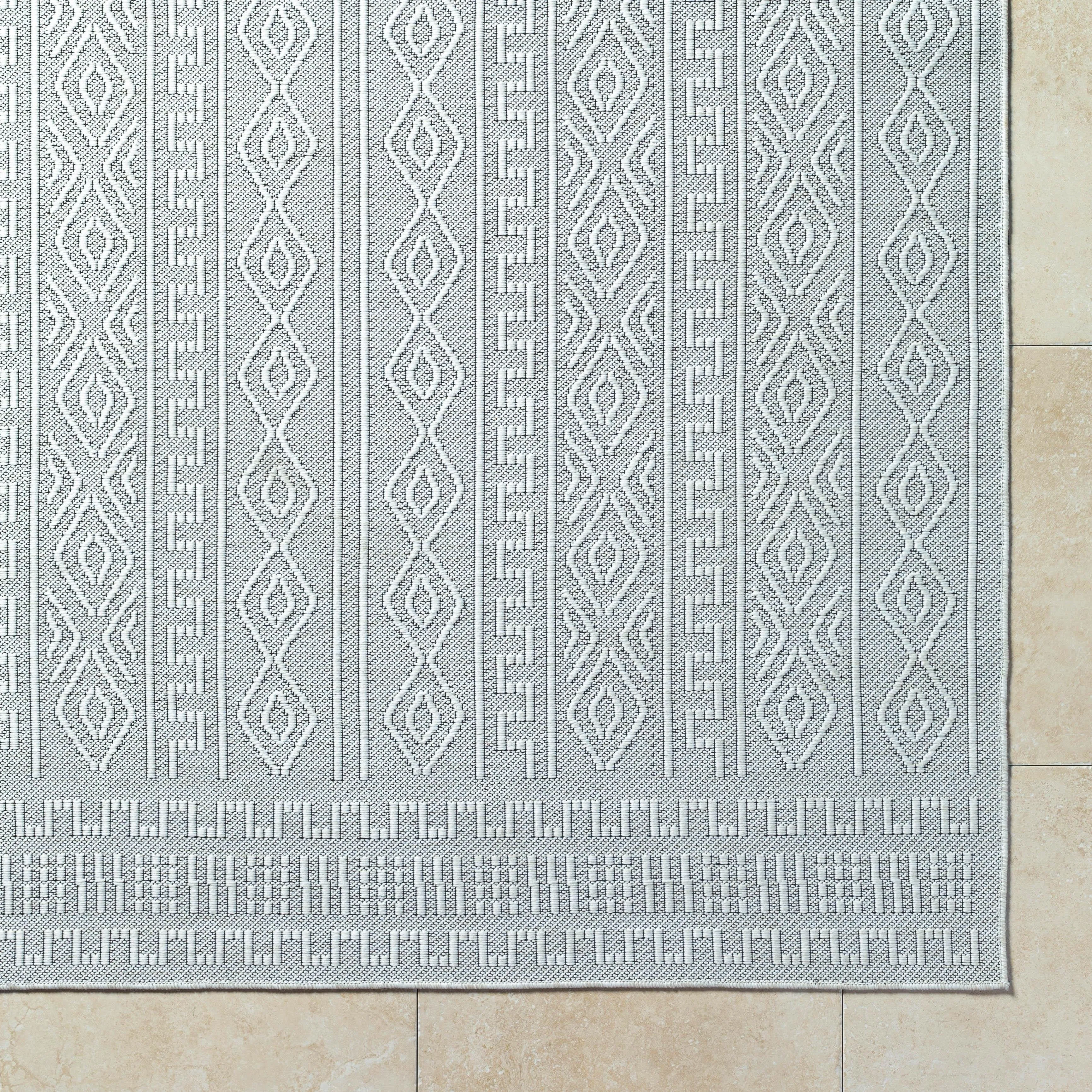 Livabliss Terrace Transitional Moroccan Area Rug