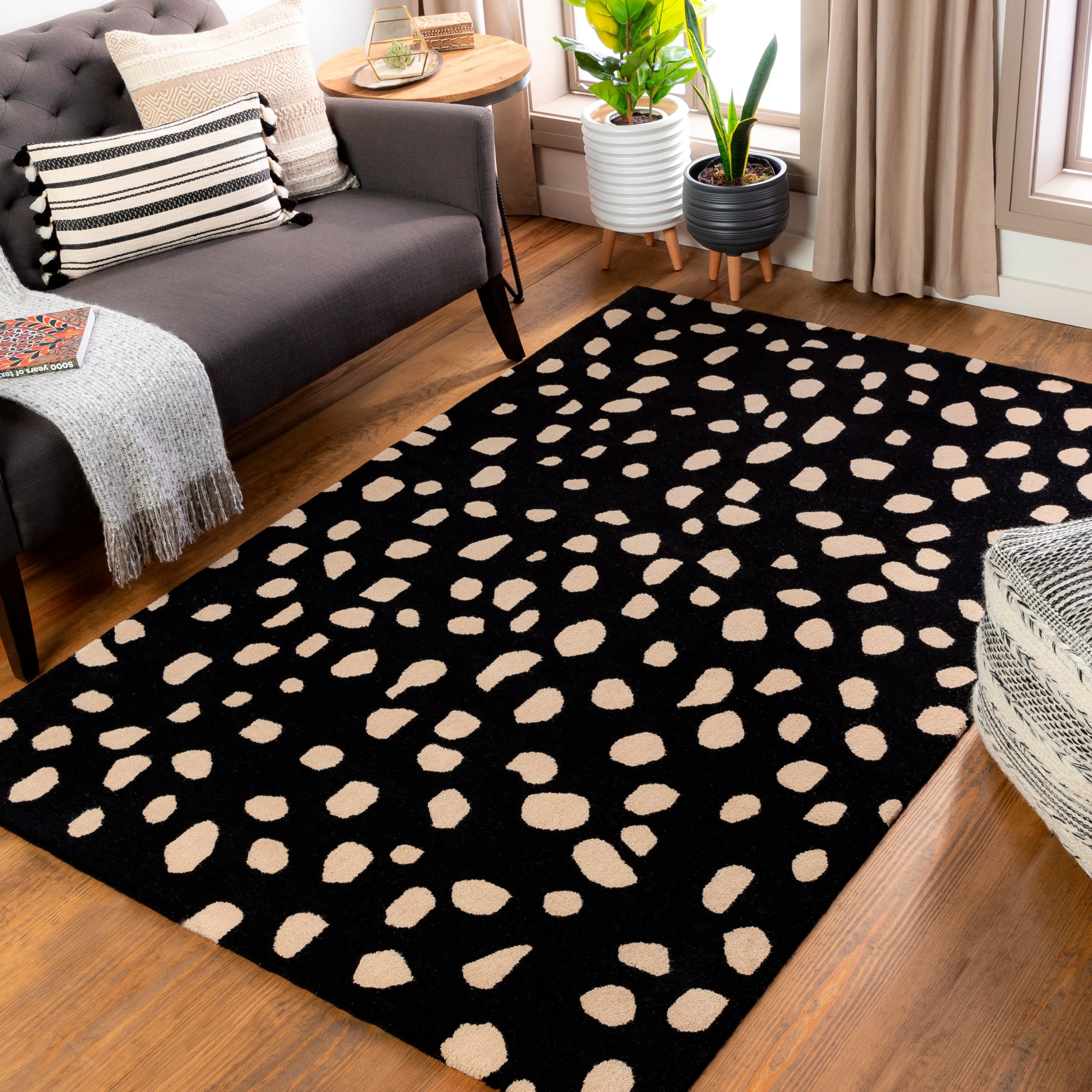 Livabliss Tunas Handmade Animal Print Wool Area Rug