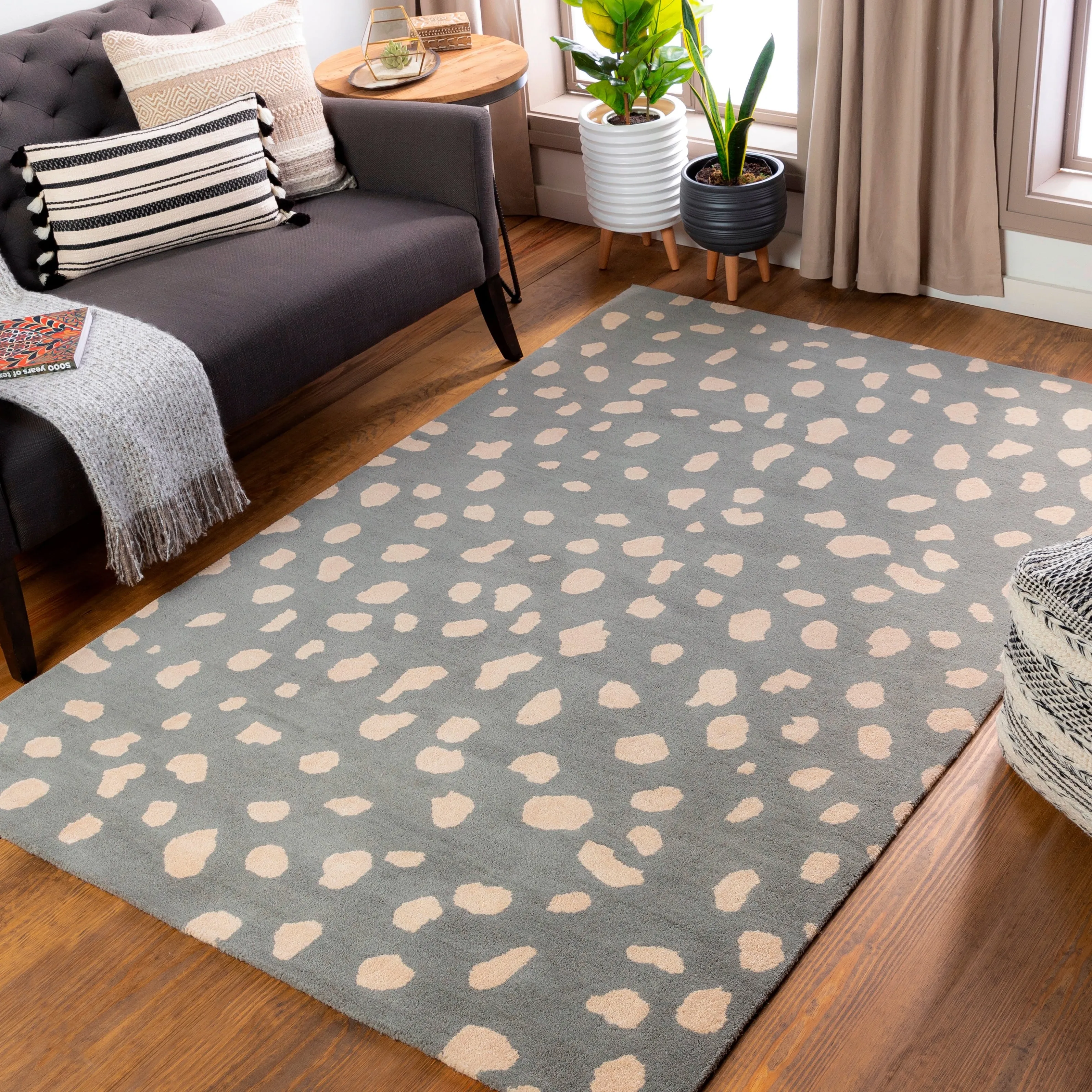 Livabliss Tunas Handmade Animal Print Wool Area Rug