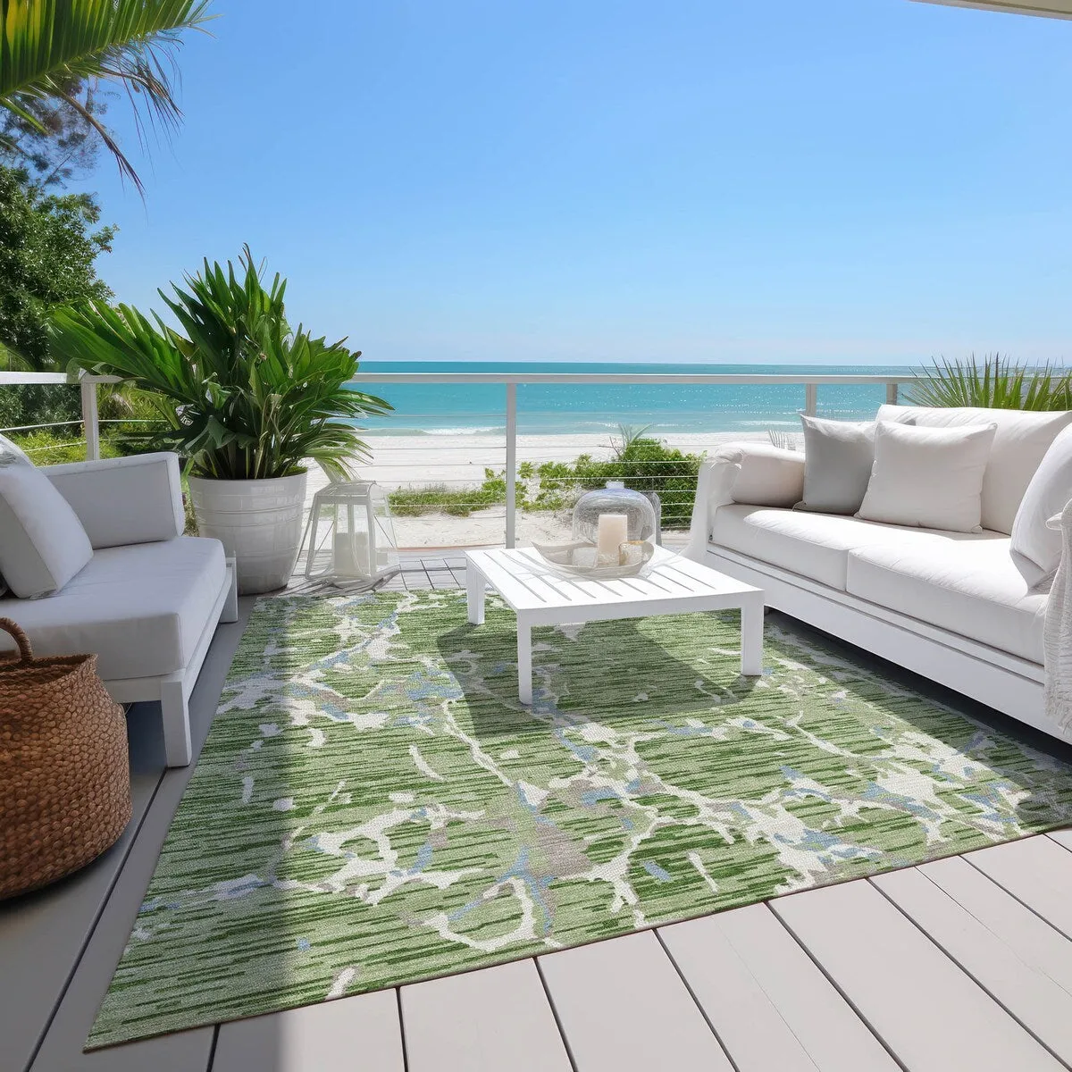 Machine Washable Indoor/ Outdoor Abstract Camo Chantille Rug