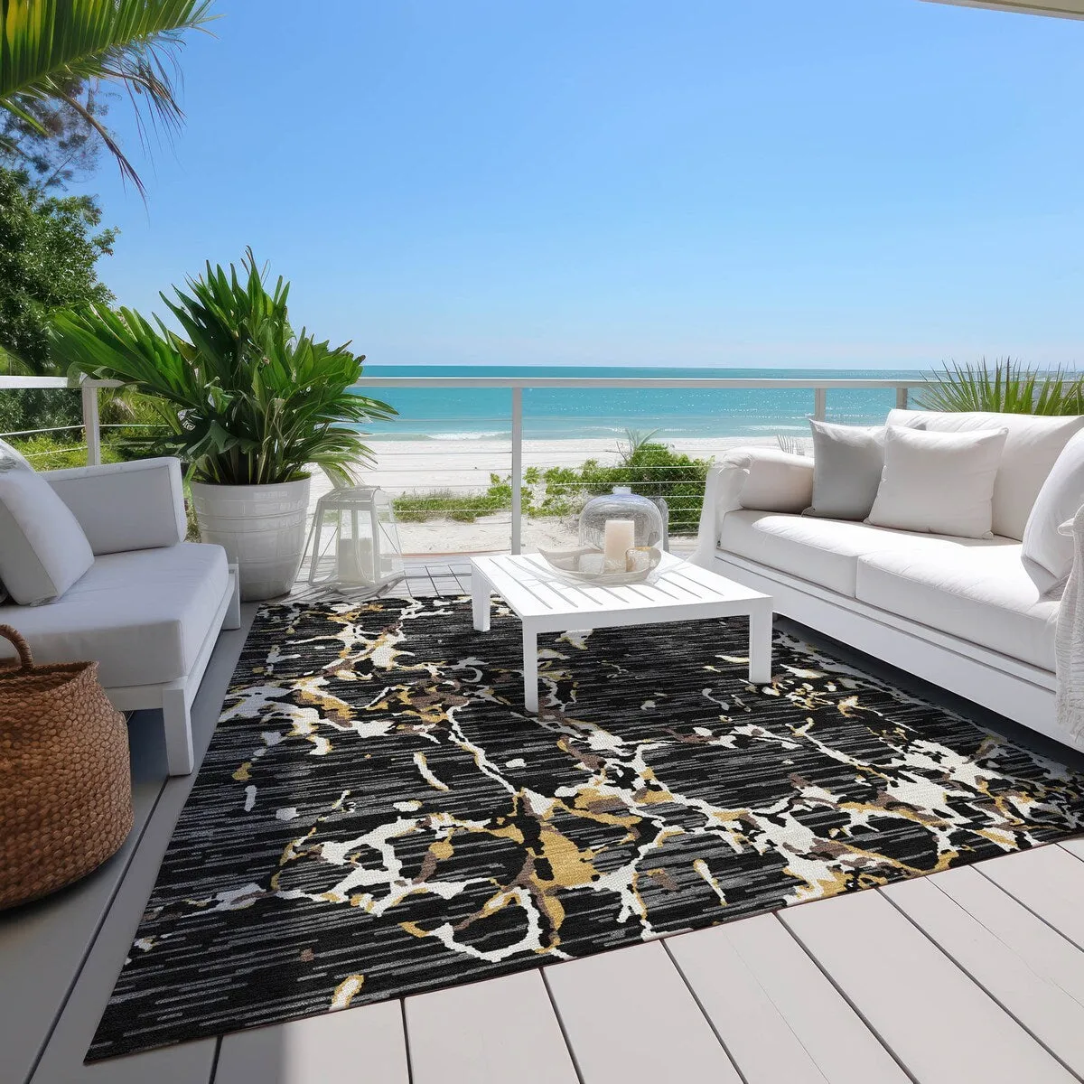Machine Washable Indoor/ Outdoor Abstract Camo Chantille Rug