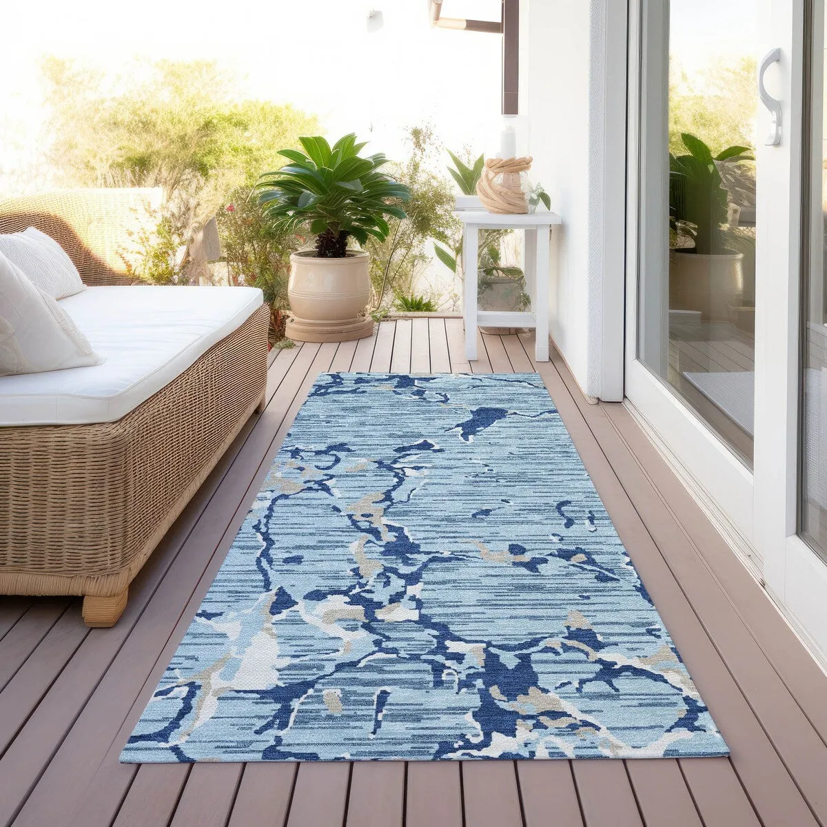 Machine Washable Indoor/ Outdoor Abstract Camo Chantille Rug