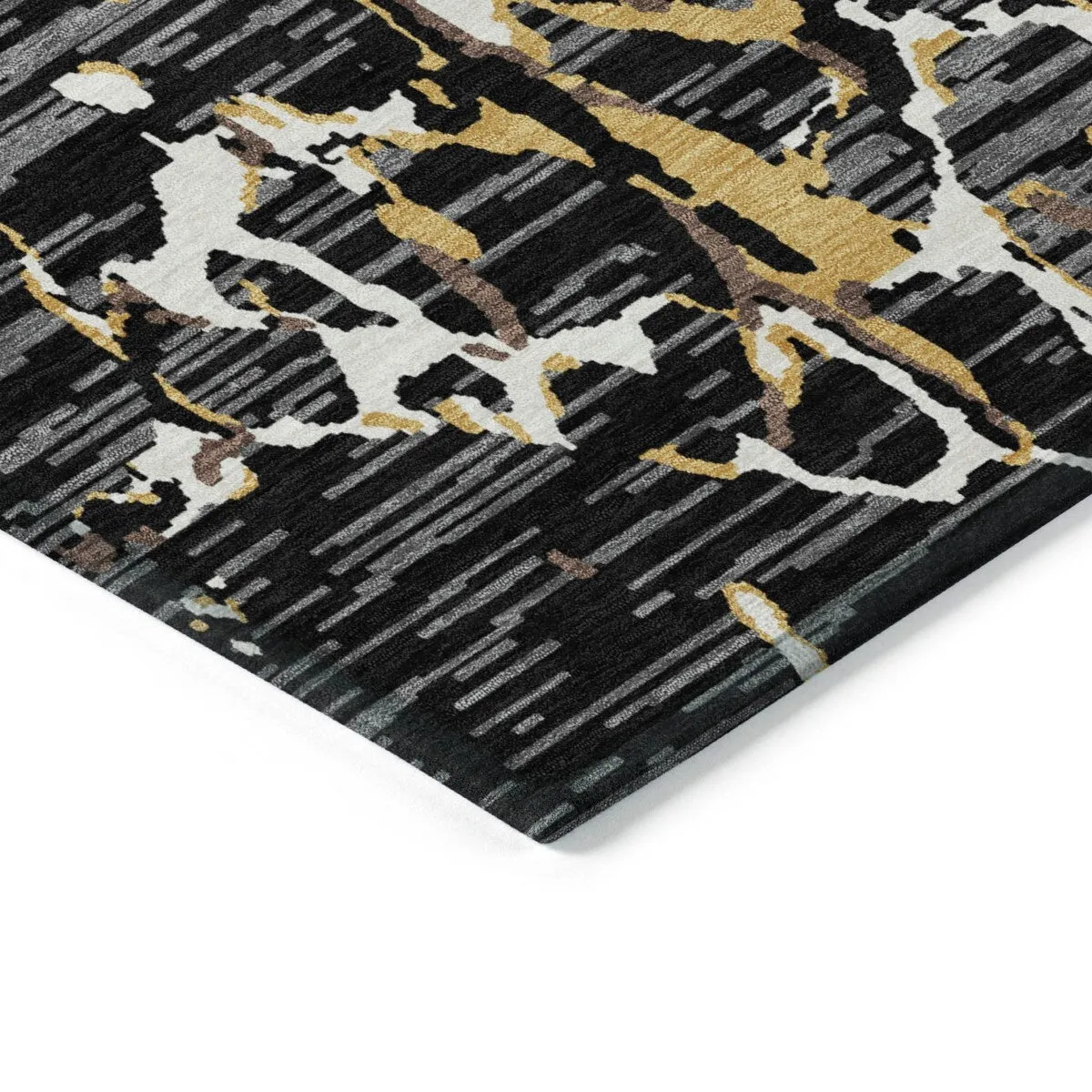 Machine Washable Indoor/ Outdoor Abstract Camo Chantille Rug