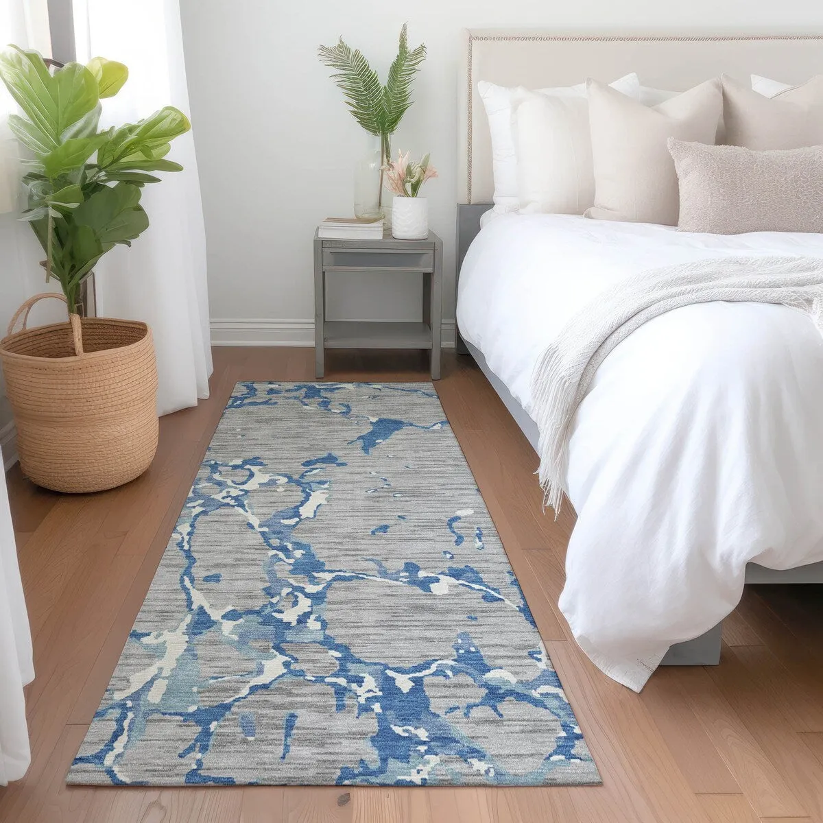 Machine Washable Indoor/ Outdoor Abstract Camo Chantille Rug