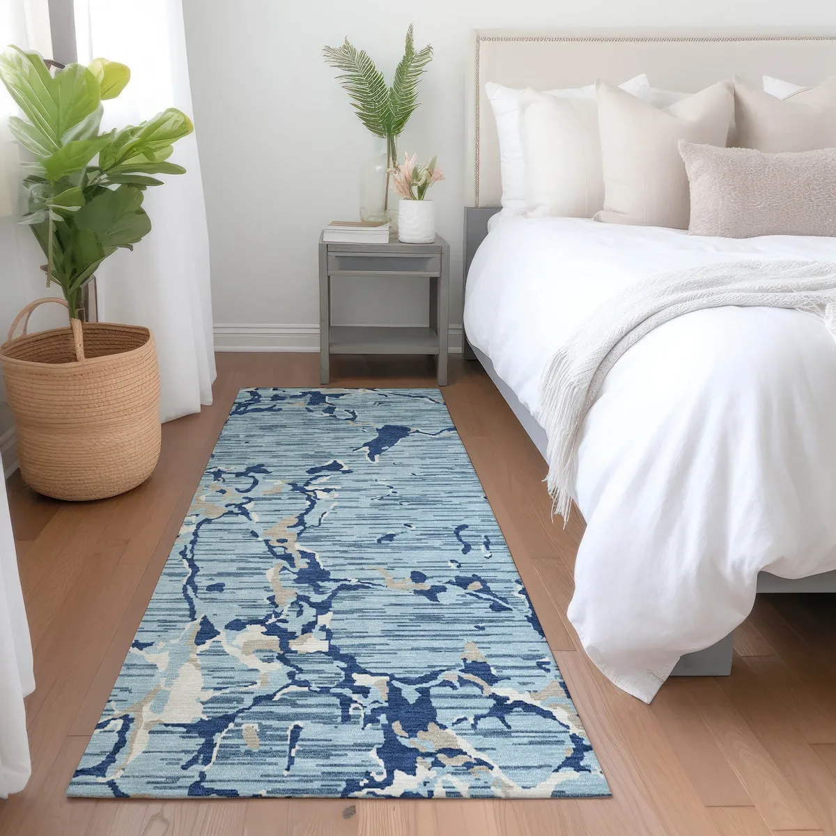 Machine Washable Indoor/ Outdoor Abstract Camo Chantille Rug