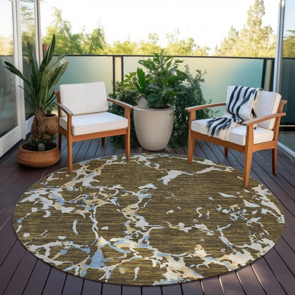Machine Washable Indoor/ Outdoor Abstract Camo Chantille Rug