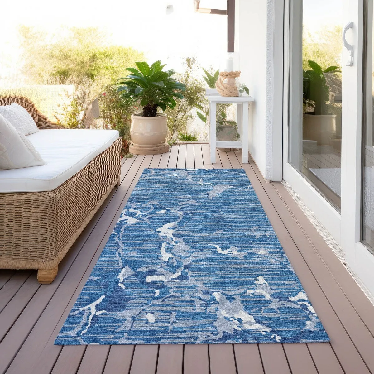 Machine Washable Indoor/ Outdoor Abstract Camo Chantille Rug