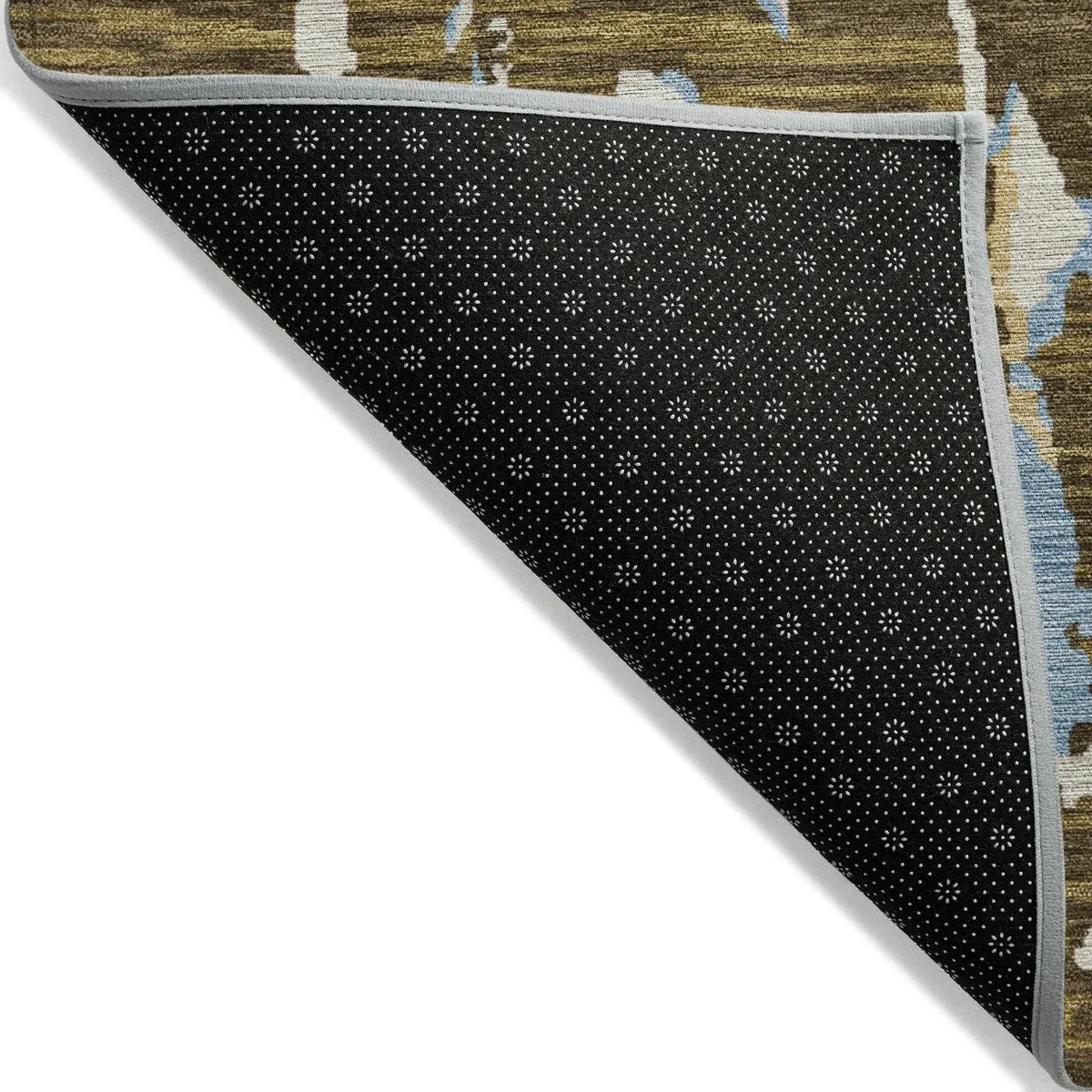 Machine Washable Indoor/ Outdoor Abstract Camo Chantille Rug