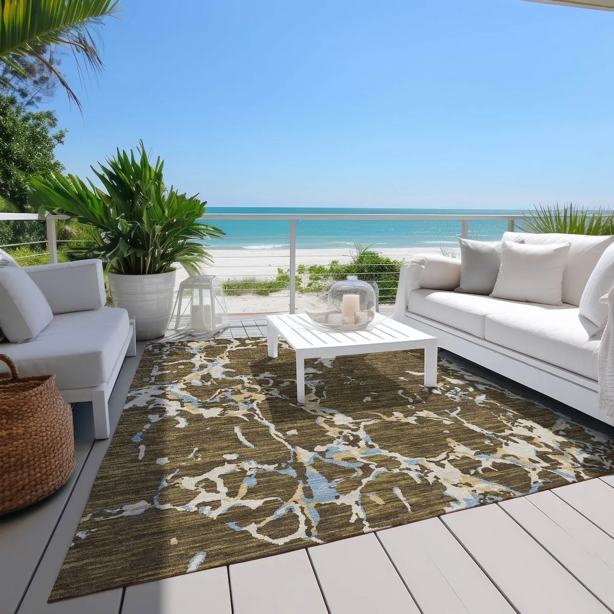 Machine Washable Indoor/ Outdoor Abstract Camo Chantille Rug