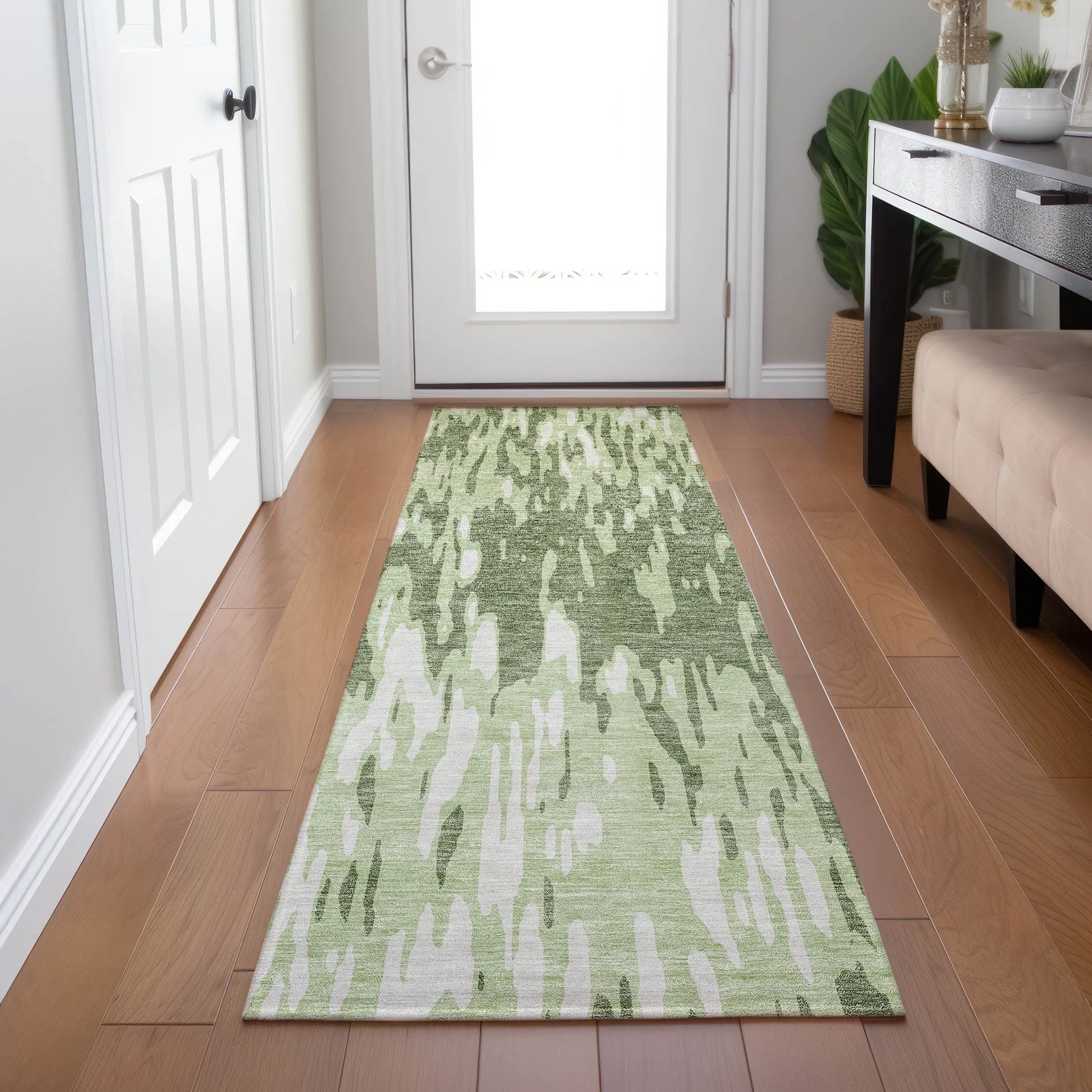 Machine Washable Indoor/ Outdoor Abstract Chantille Rug