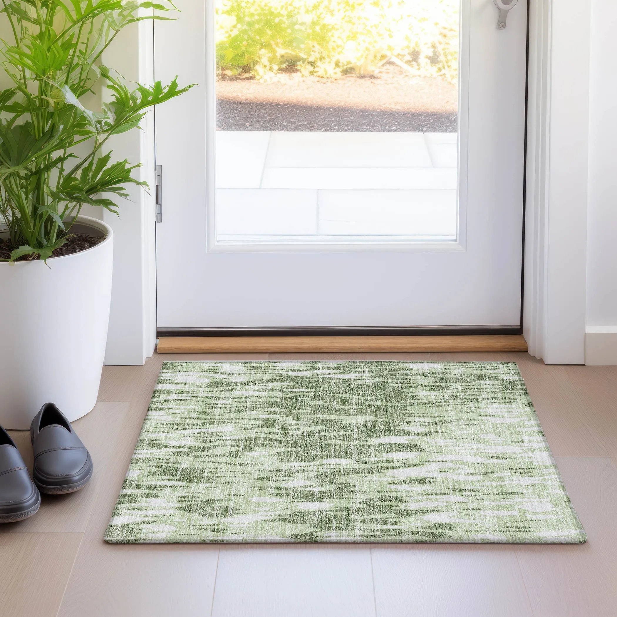 Machine Washable Indoor/ Outdoor Abstract Chantille Rug