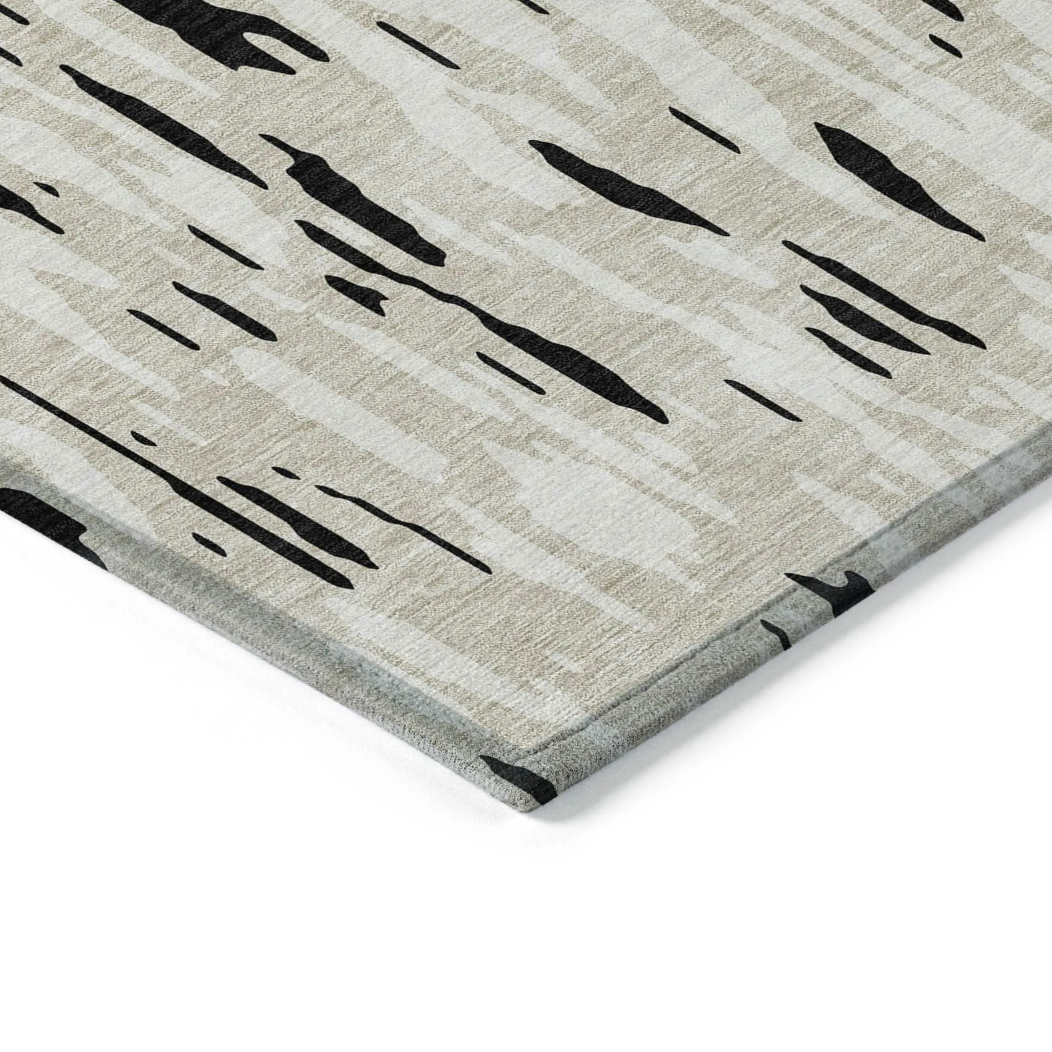 Machine Washable Indoor/ Outdoor Abstract Chantille Rug