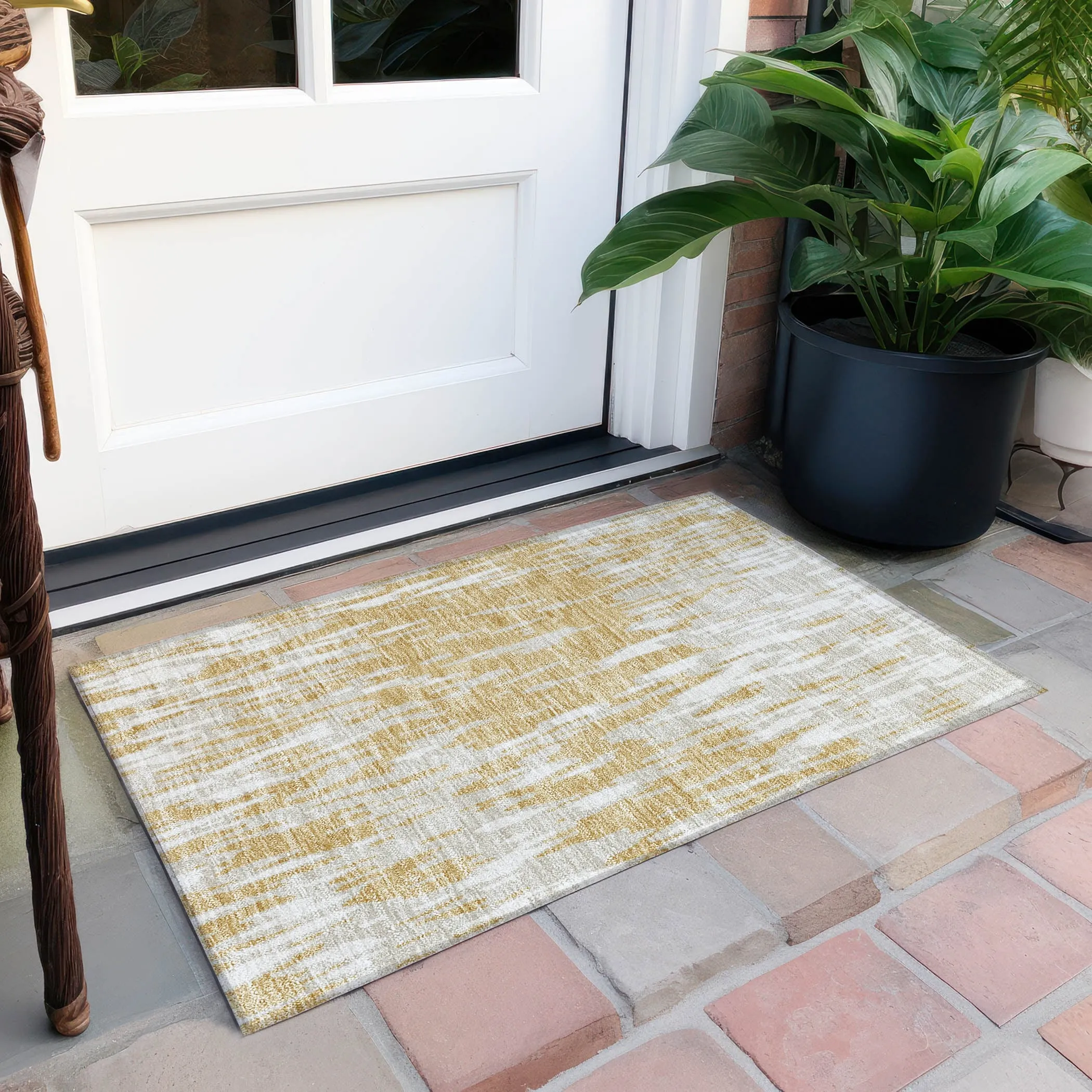 Machine Washable Indoor/ Outdoor Abstract Chantille Rug