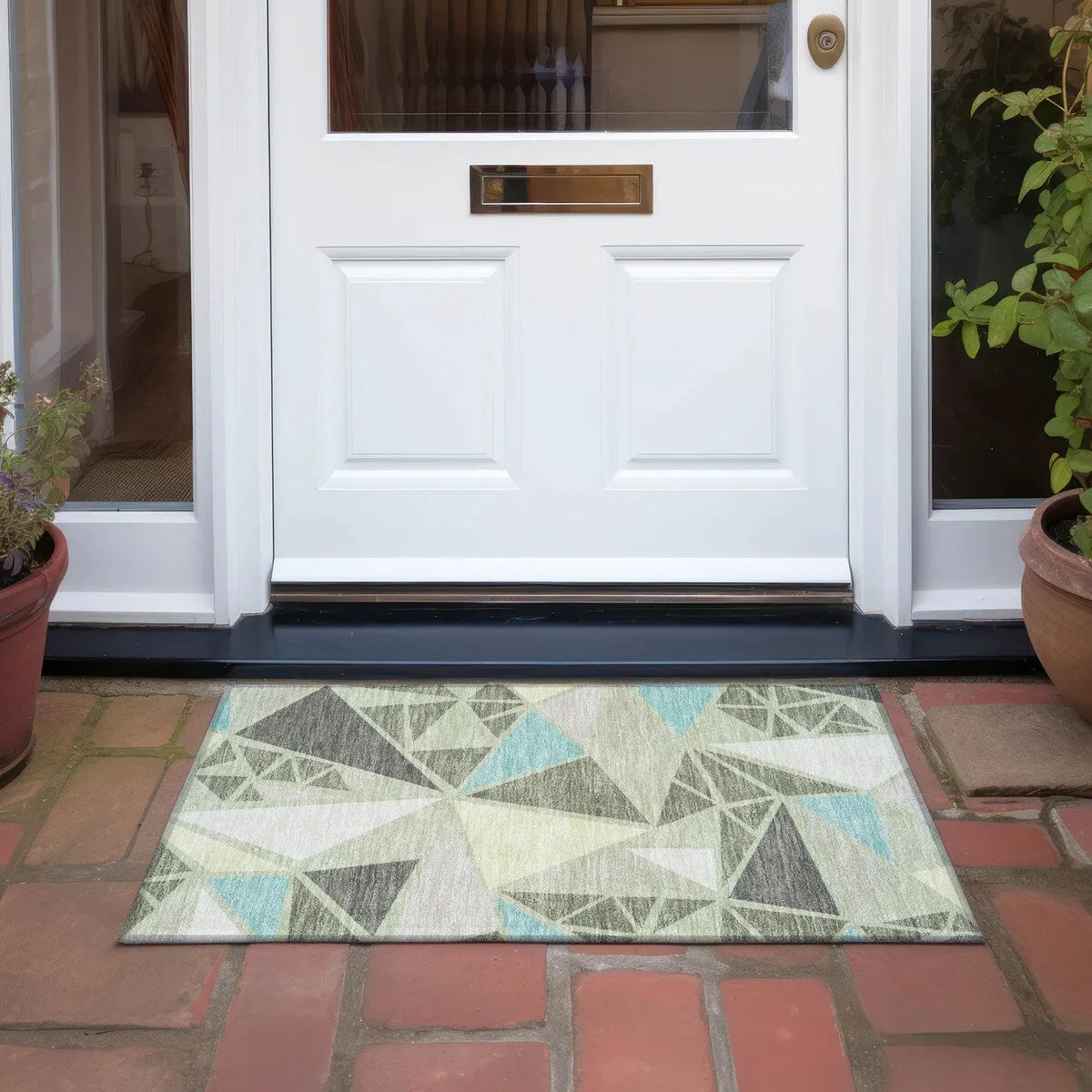 Machine Washable Indoor/ Outdoor Abstract Mosaic Chantille Rug