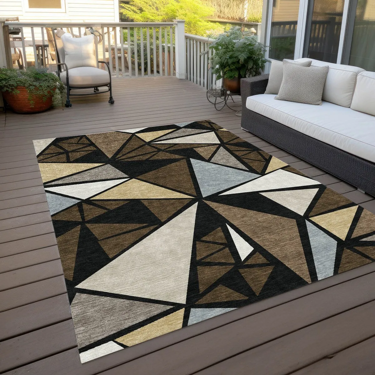 Machine Washable Indoor/ Outdoor Abstract Mosaic Chantille Rug
