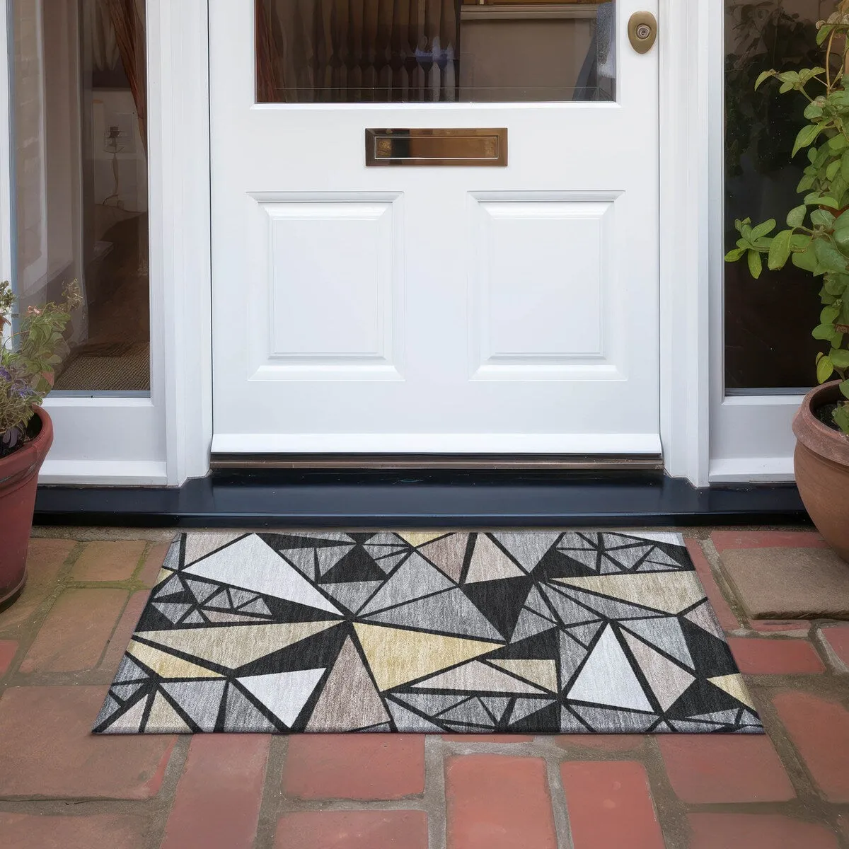 Machine Washable Indoor/ Outdoor Abstract Mosaic Chantille Rug