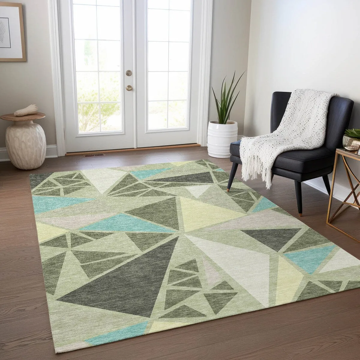 Machine Washable Indoor/ Outdoor Abstract Mosaic Chantille Rug