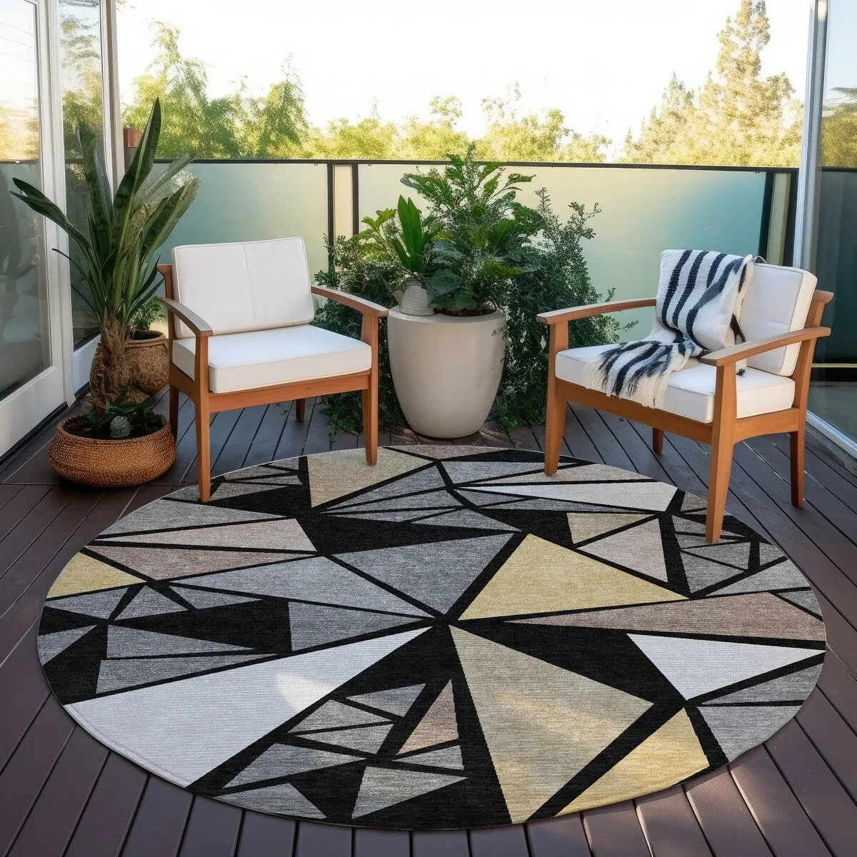 Machine Washable Indoor/ Outdoor Abstract Mosaic Chantille Rug