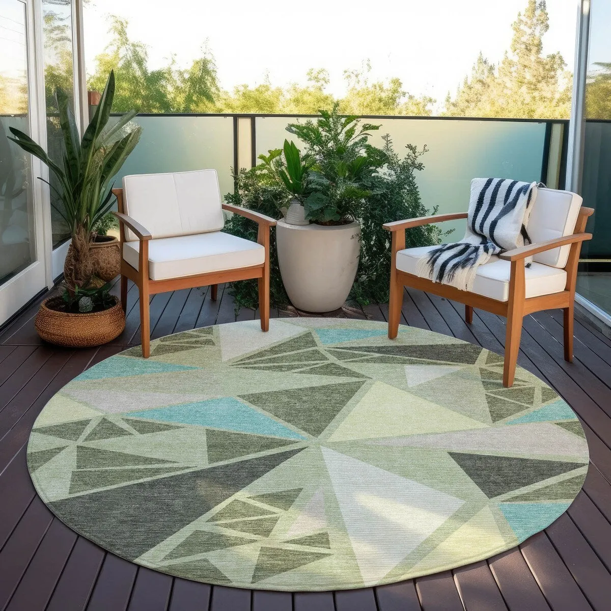Machine Washable Indoor/ Outdoor Abstract Mosaic Chantille Rug