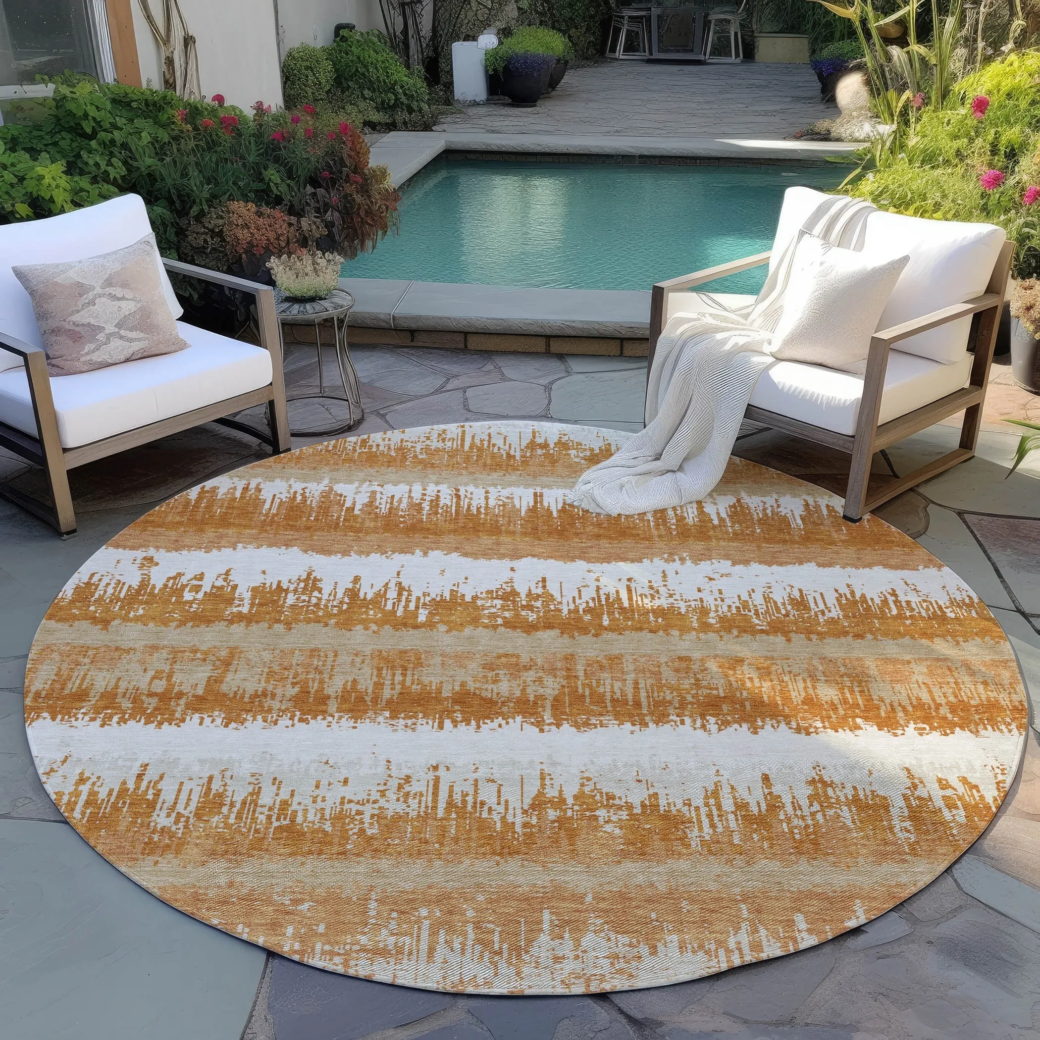 Machine Washable Indoor/ Outdoor Abstract Ombre Chantille Rug