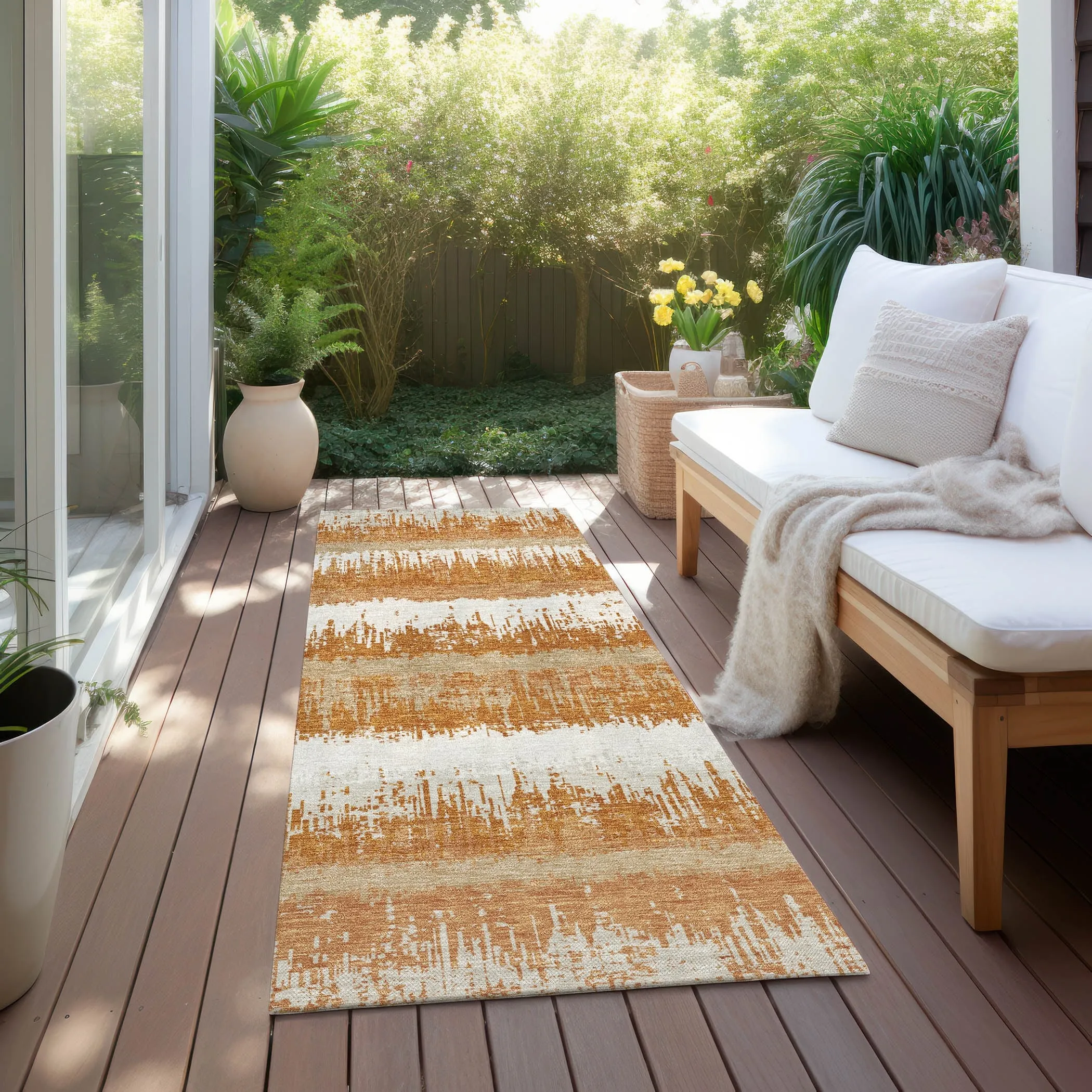 Machine Washable Indoor/ Outdoor Abstract Ombre Chantille Rug