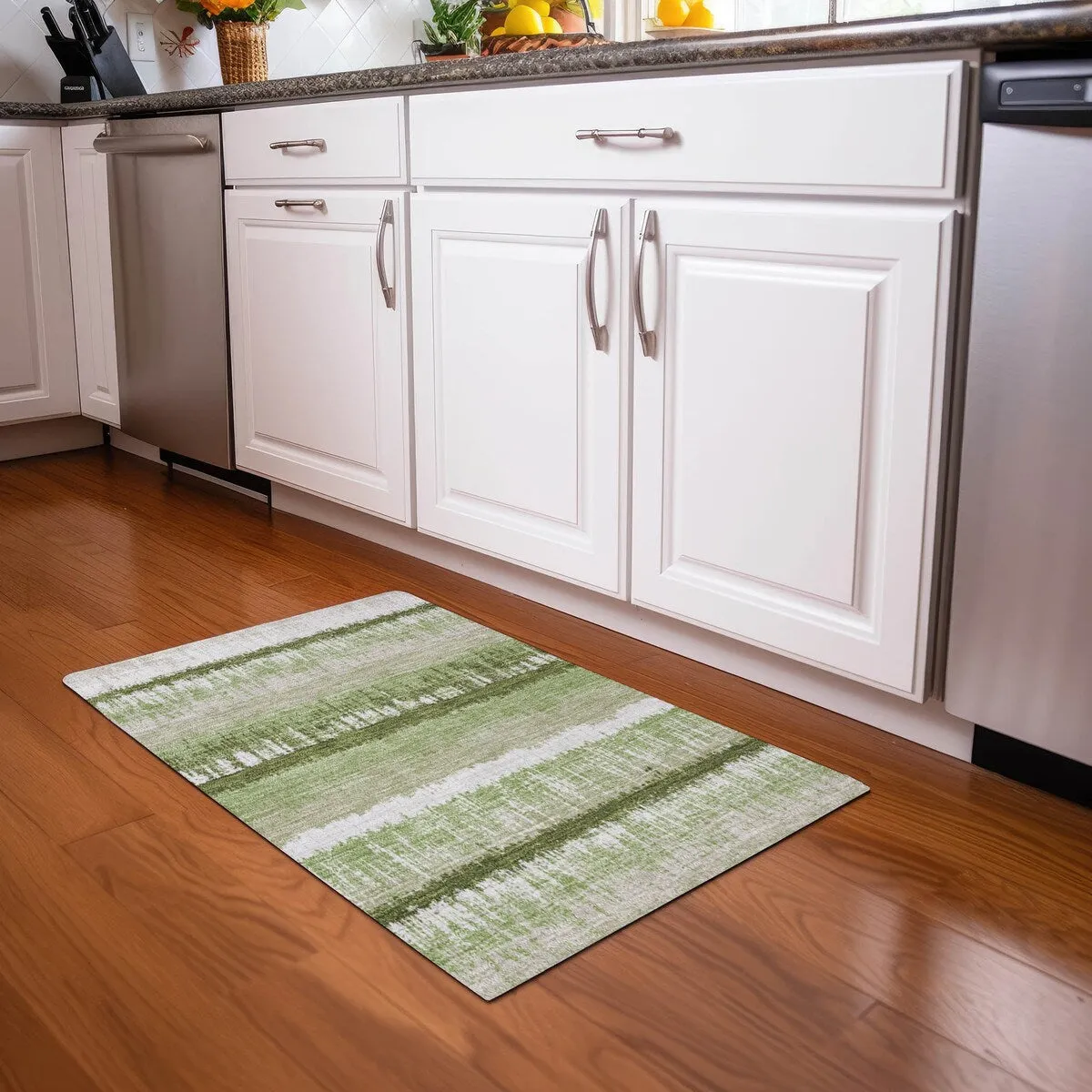 Machine Washable Indoor/ Outdoor Abstract Ombre Chantille Rug