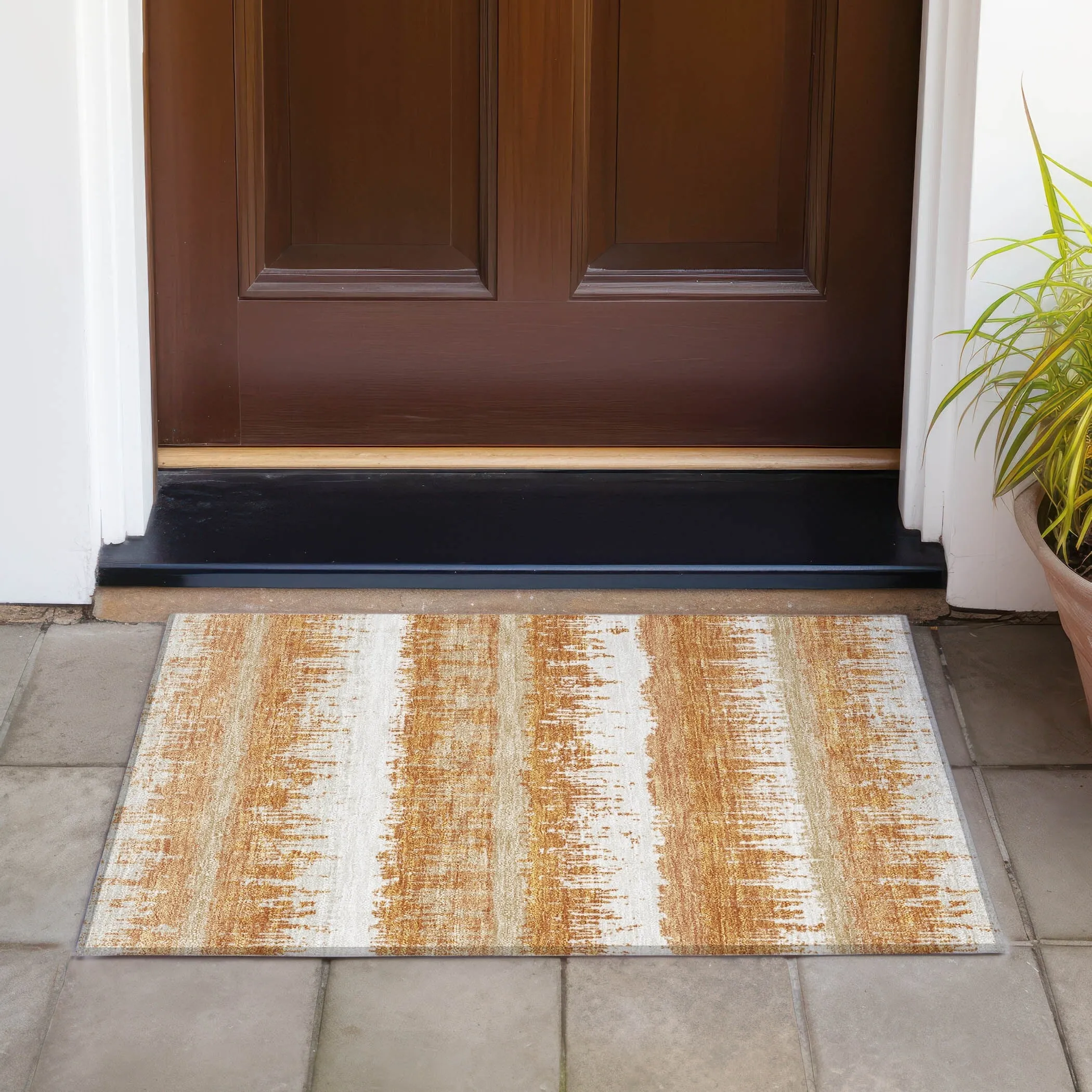 Machine Washable Indoor/ Outdoor Abstract Ombre Chantille Rug