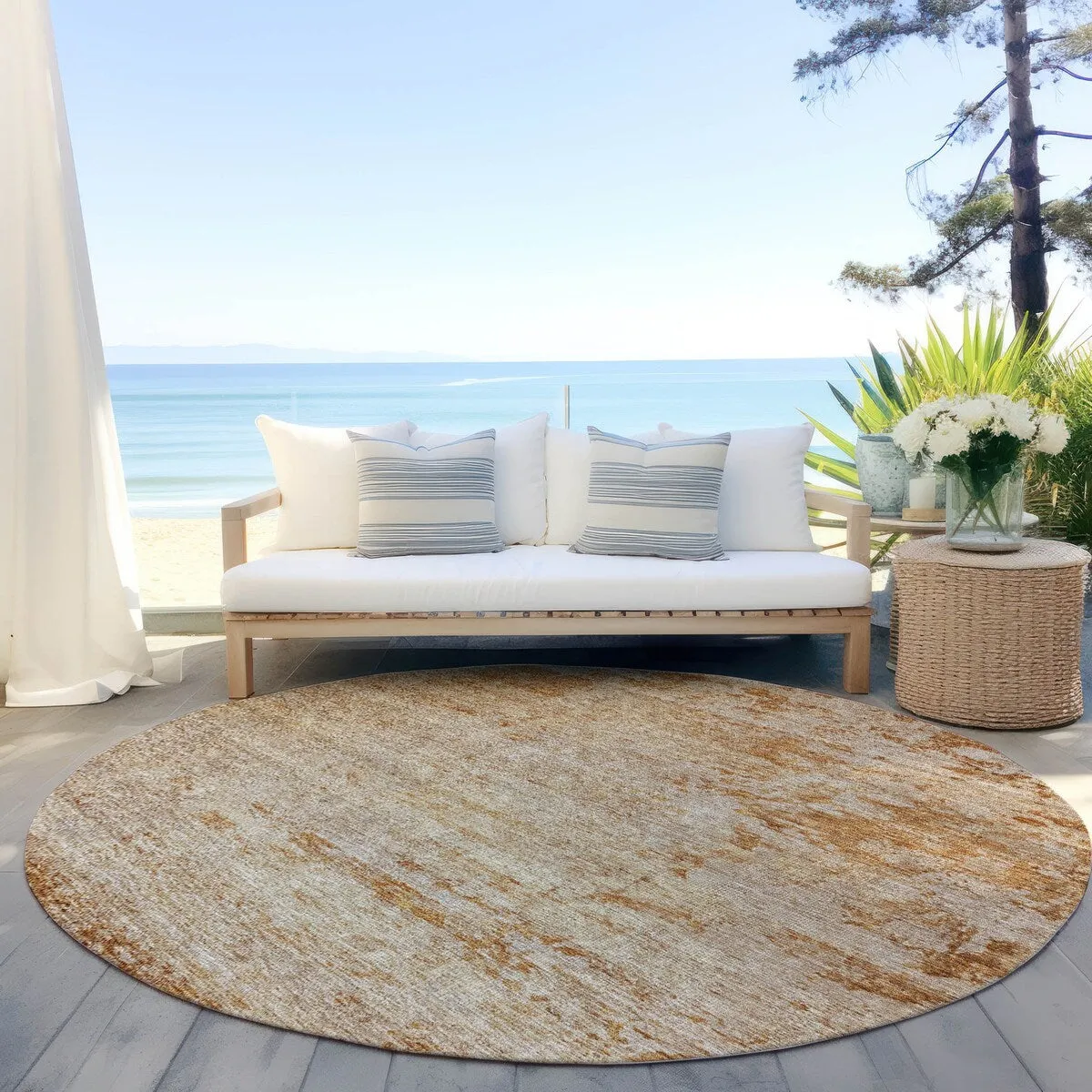 Machine Washable Indoor/ Outdoor Abstract Ombre Chantille Rug