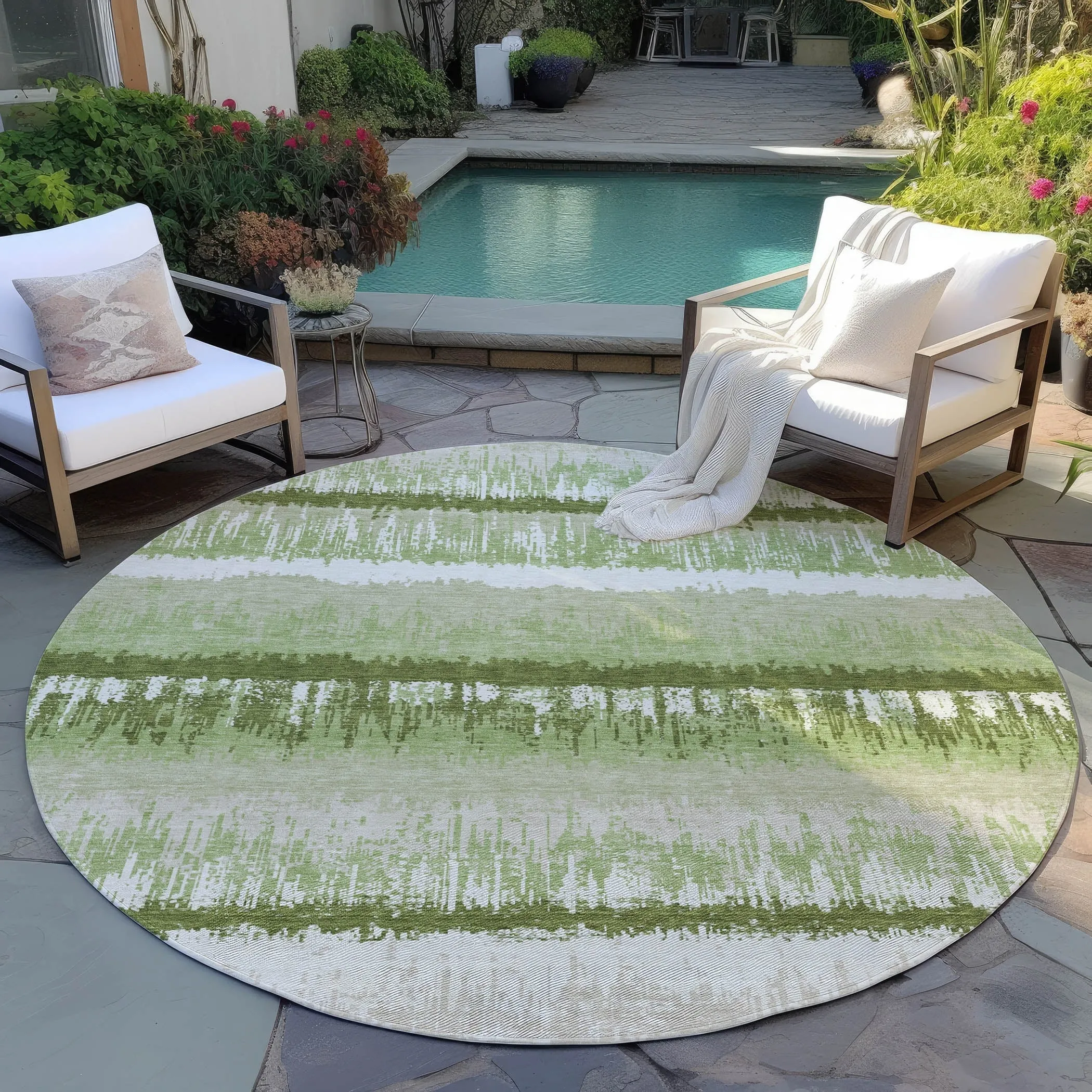 Machine Washable Indoor/ Outdoor Abstract Ombre Chantille Rug