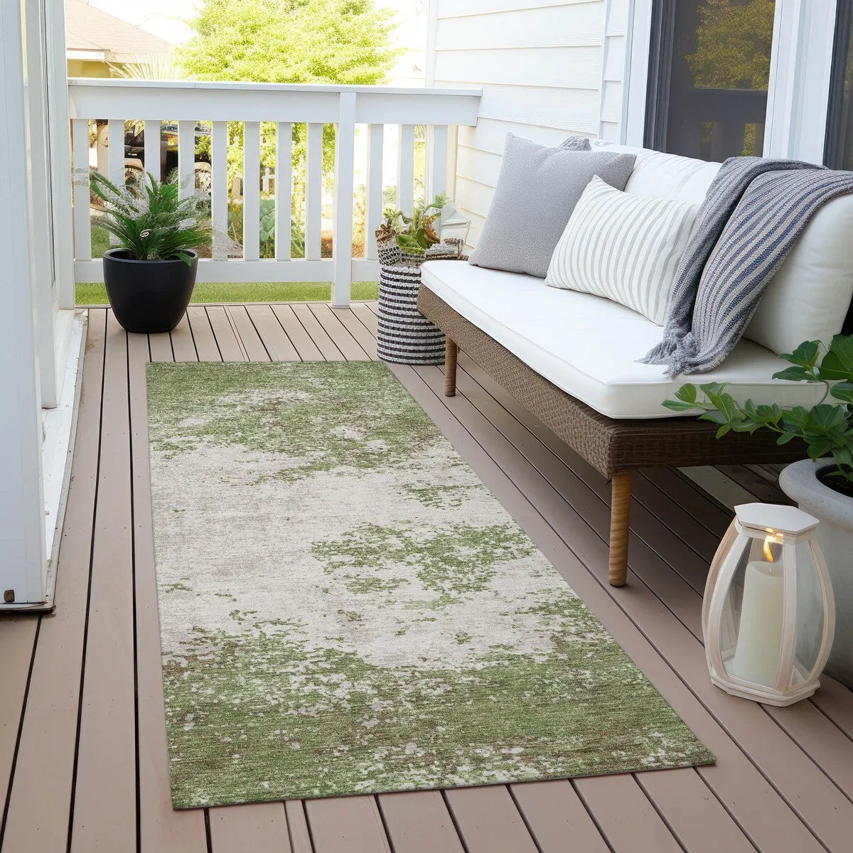 Machine Washable Indoor/ Outdoor Abstract Pixels Chantille Rug