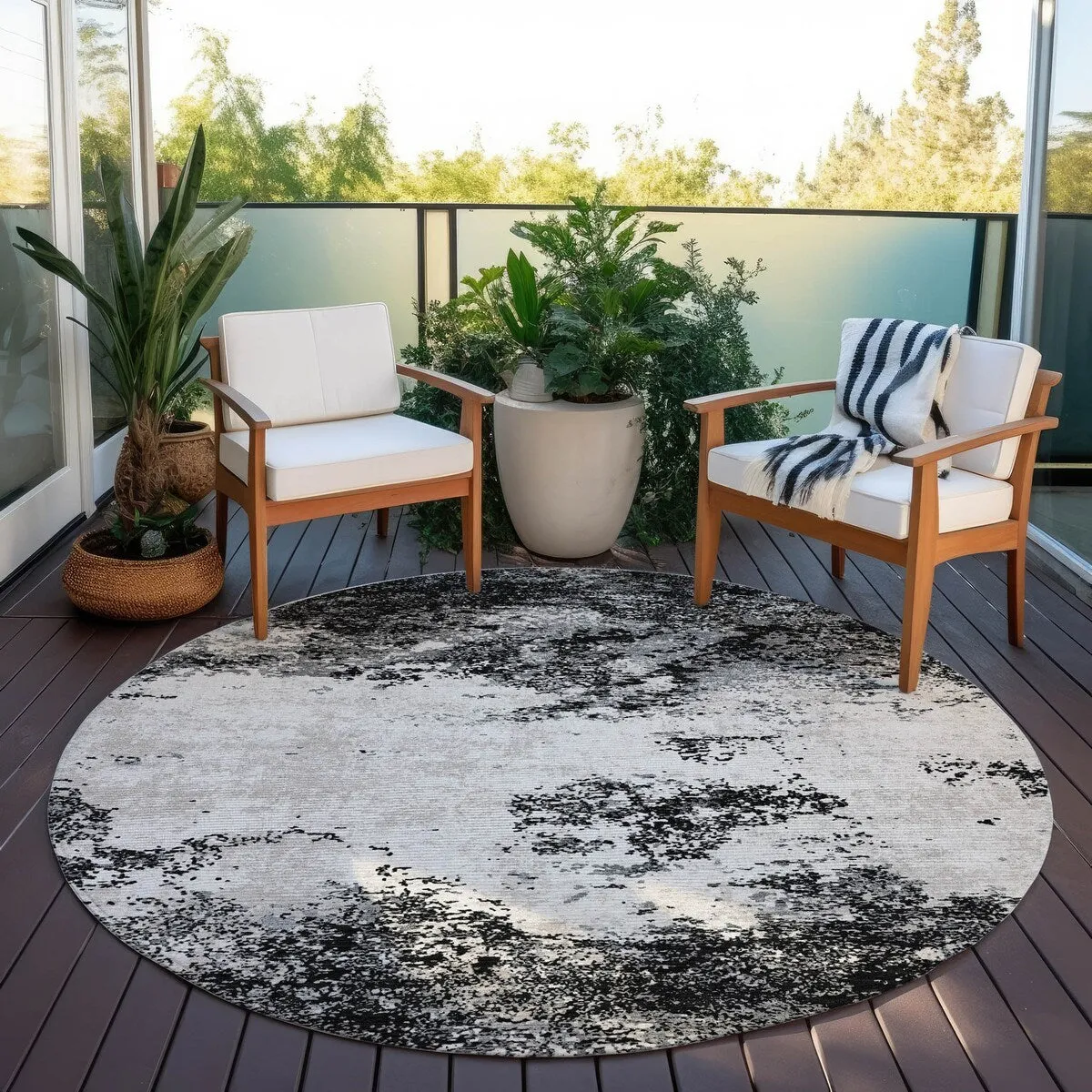 Machine Washable Indoor/ Outdoor Abstract Pixels Chantille Rug