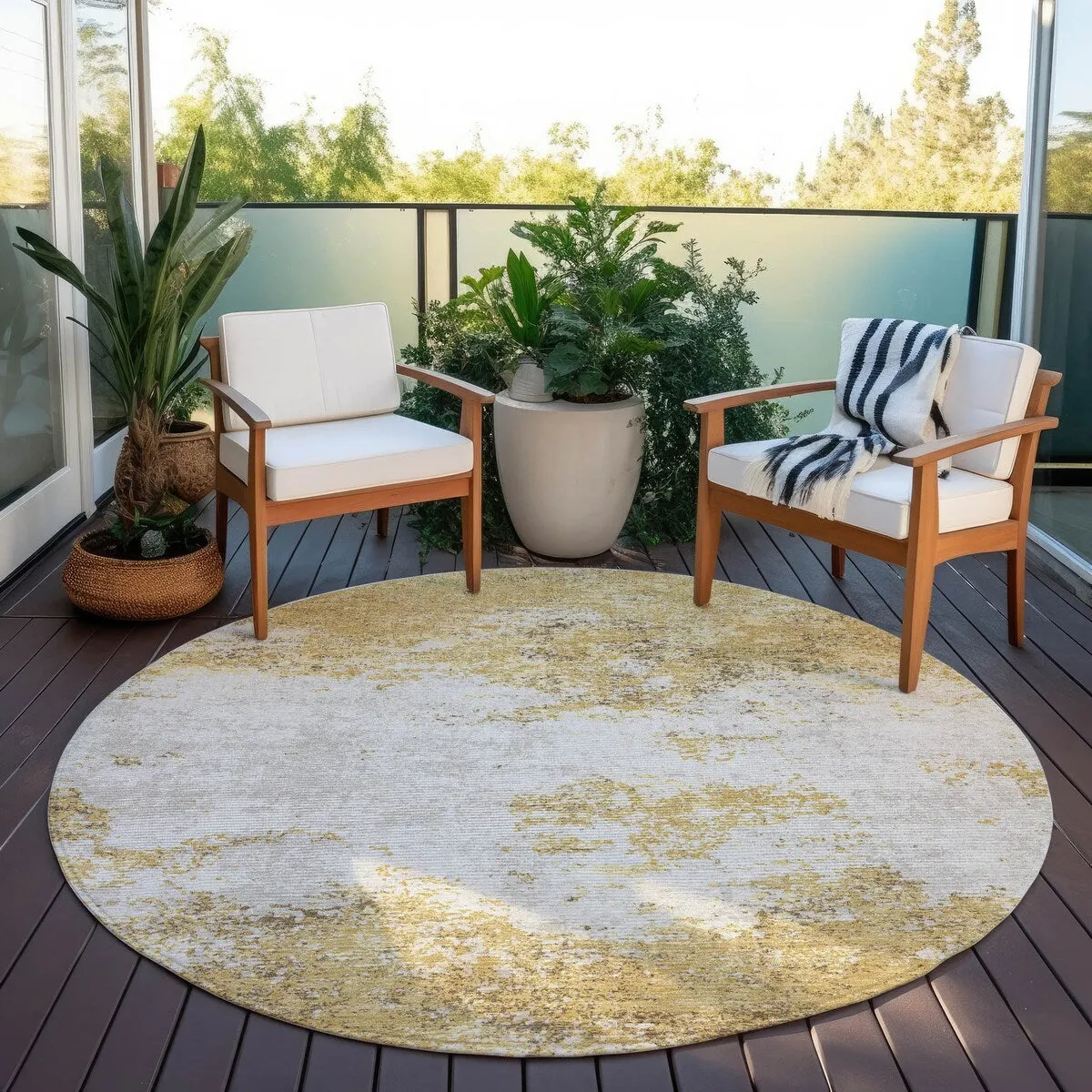 Machine Washable Indoor/ Outdoor Abstract Pixels Chantille Rug